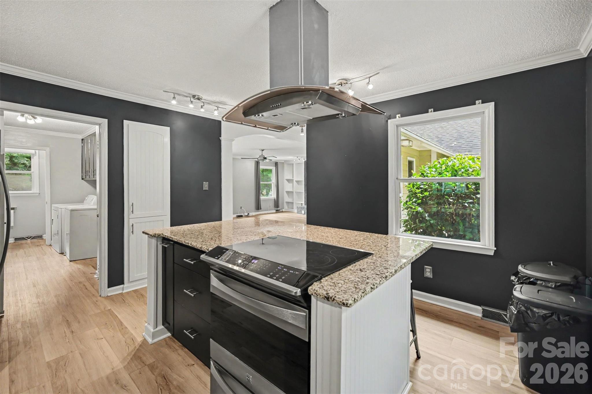 519 Raintree Drive Property Photo 11