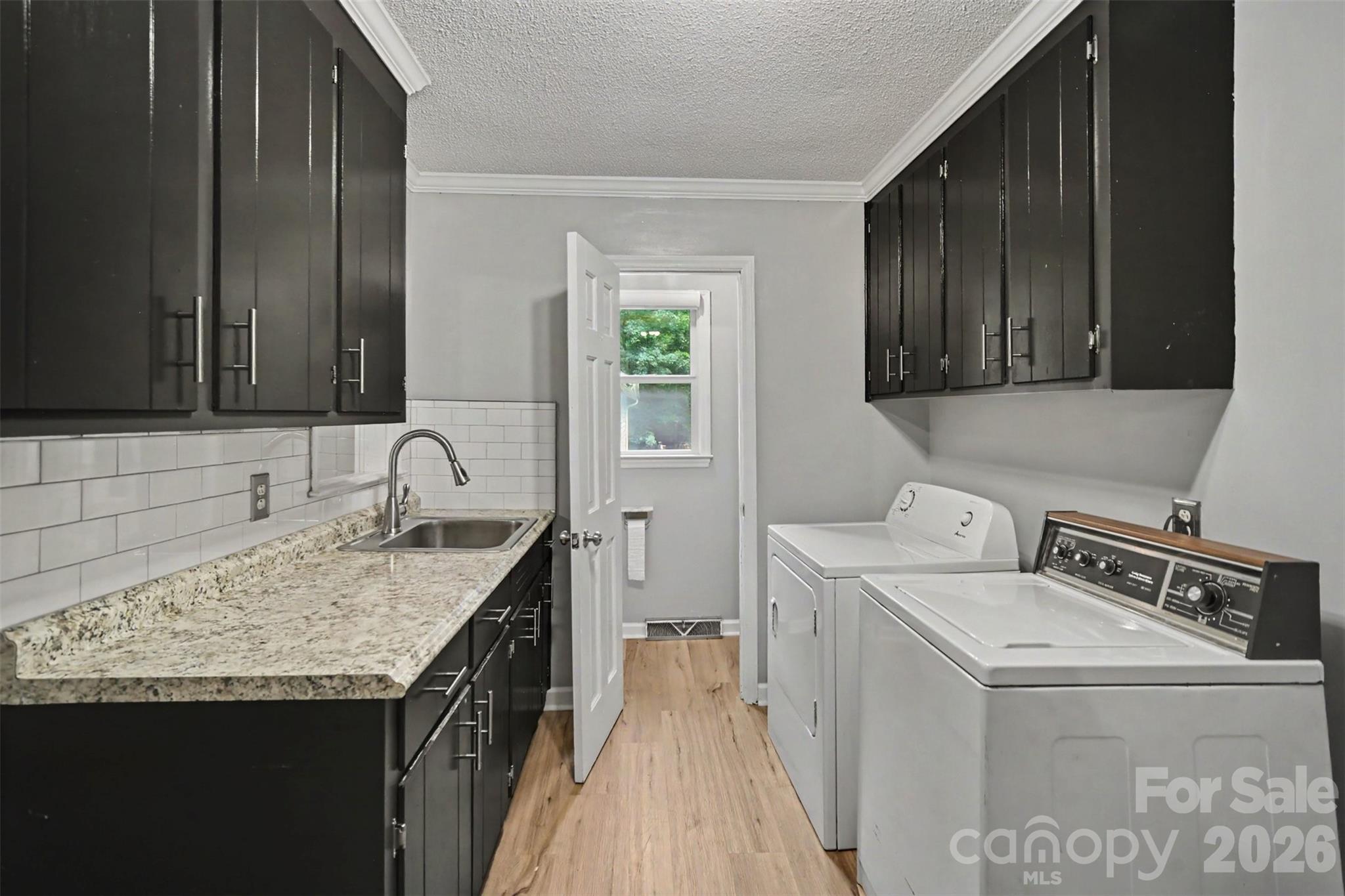519 Raintree Drive Property Photo 12