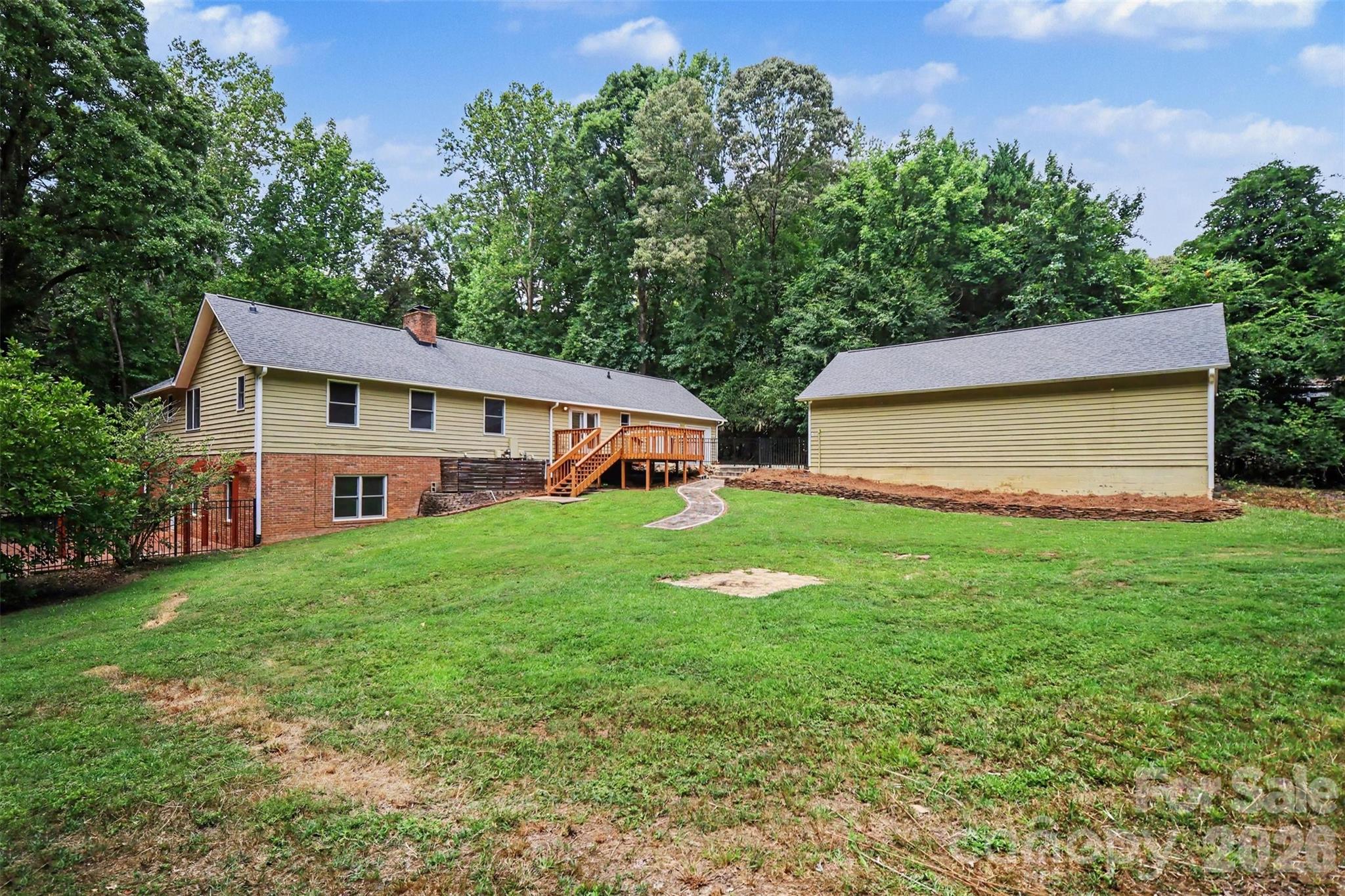 519 Raintree Drive Property Photo 42