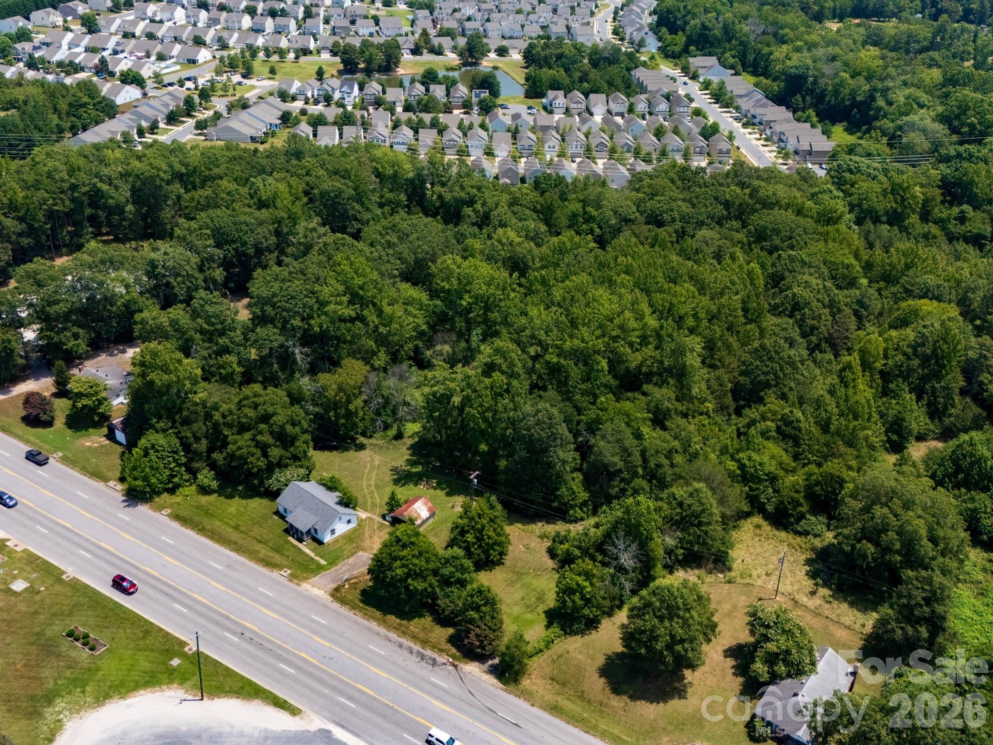 180 Hands Mill Highway Property Photo 6