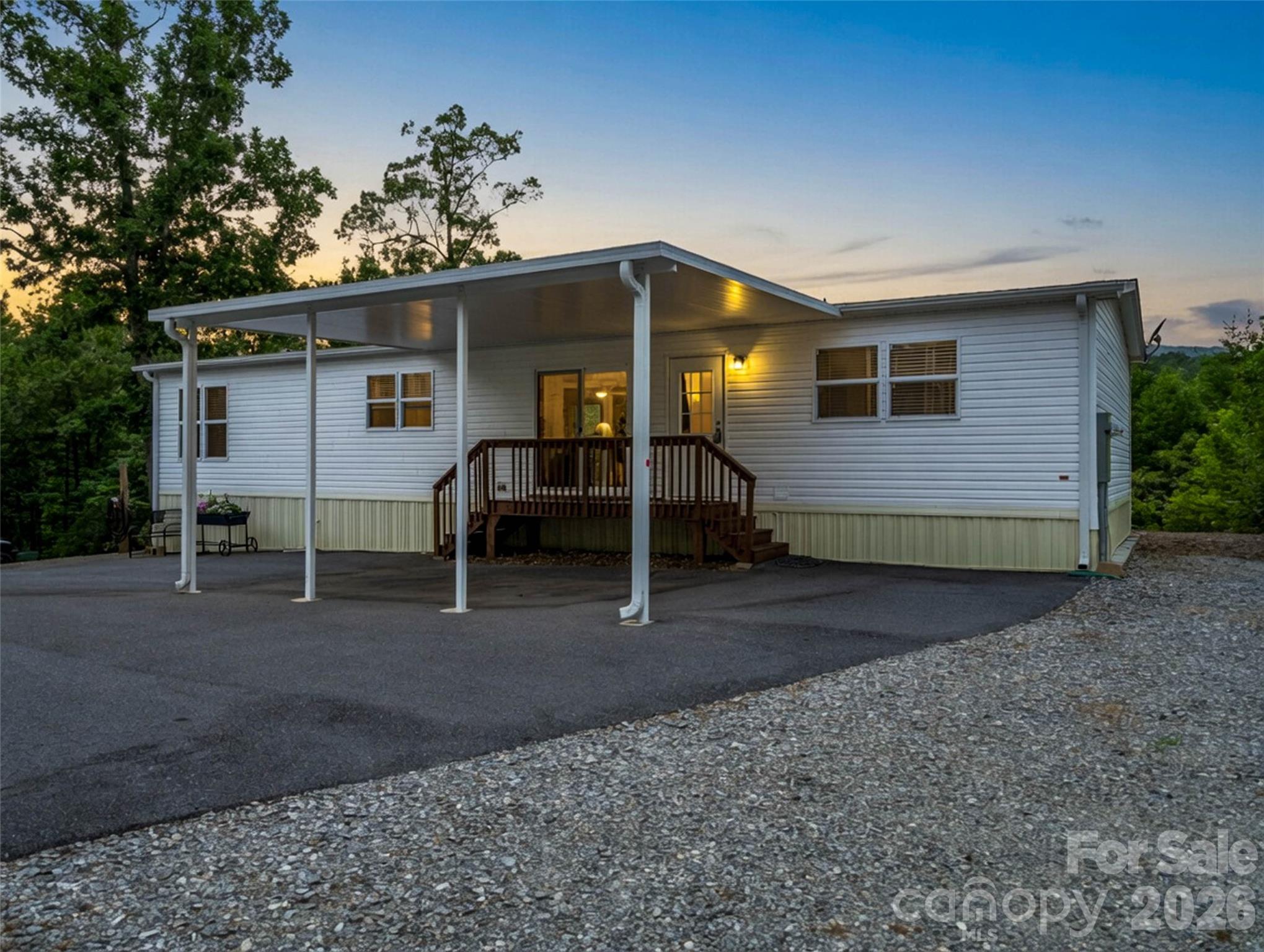 1110 Laughter Road Property Photo 3