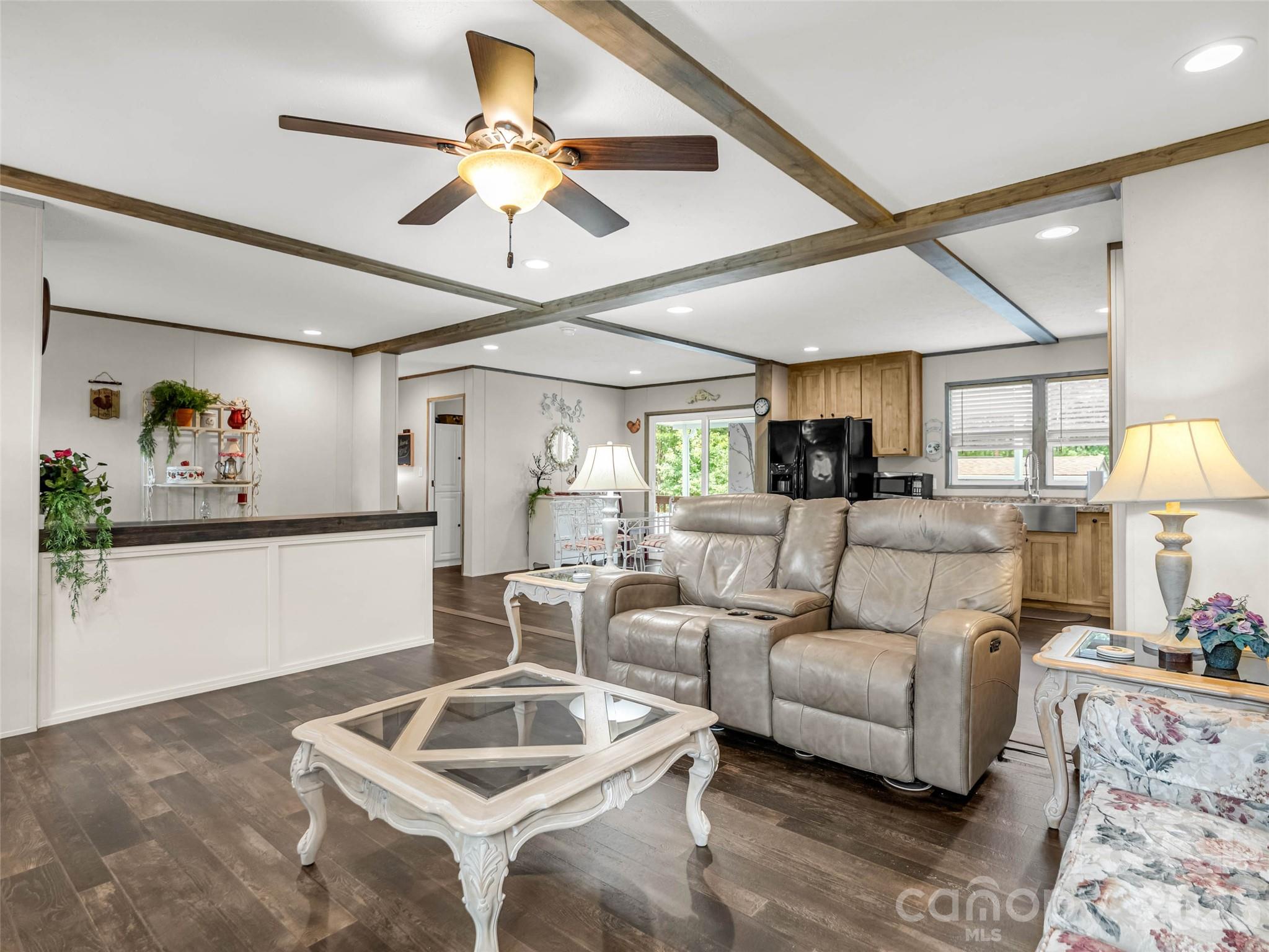 1110 Laughter Road Property Photo 7