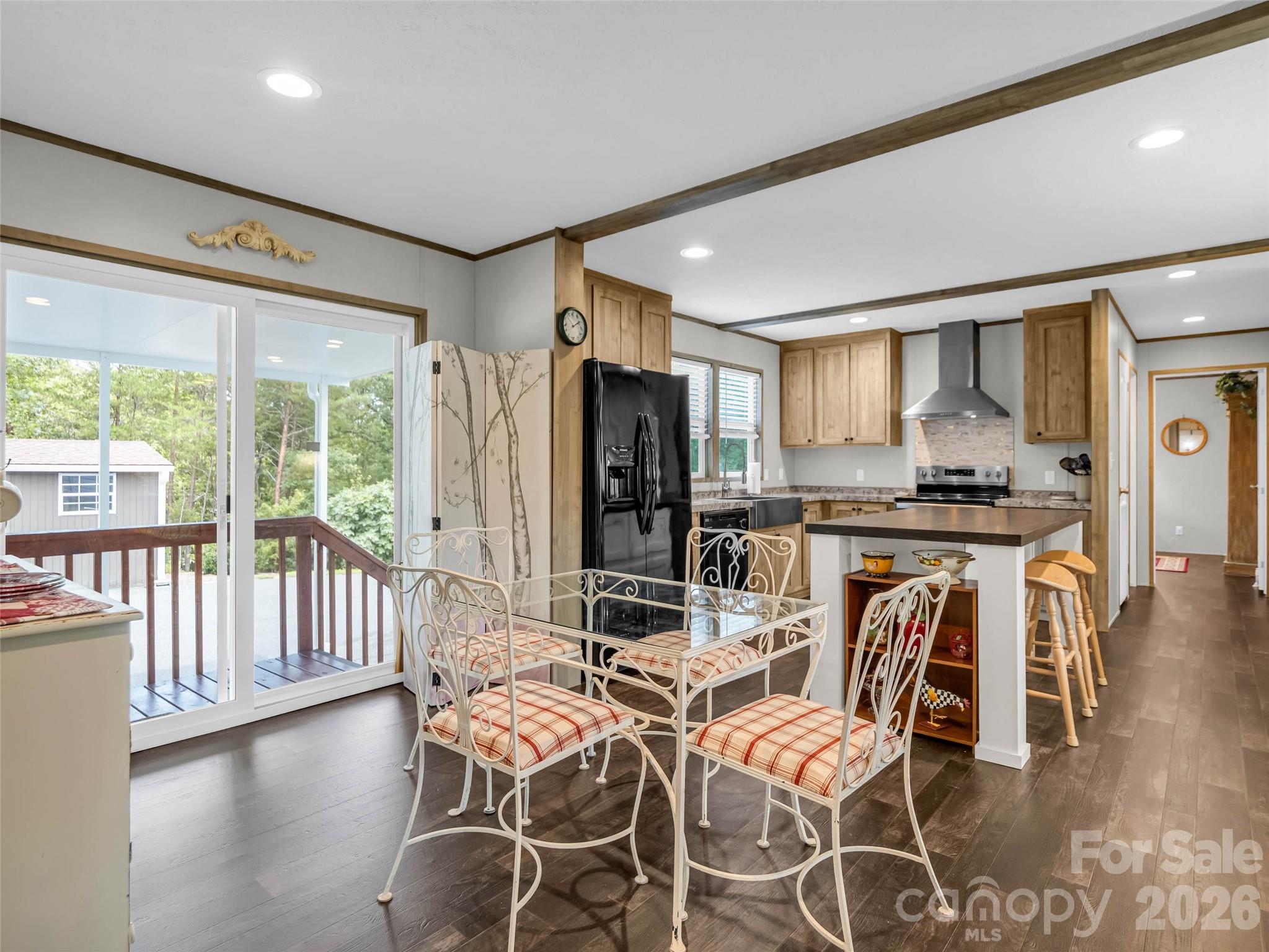 1110 Laughter Road Property Photo 11