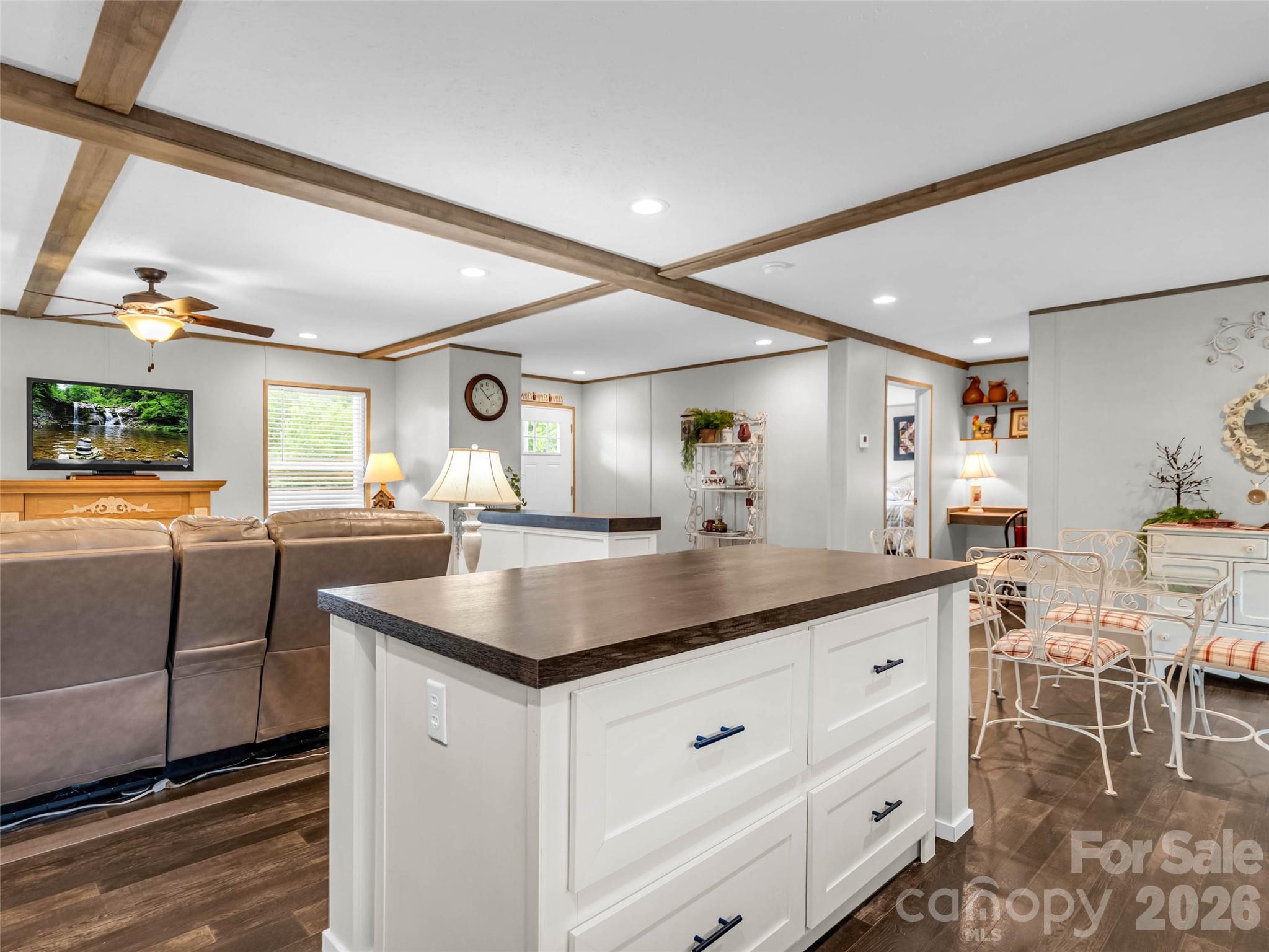 1110 Laughter Road Property Photo 15