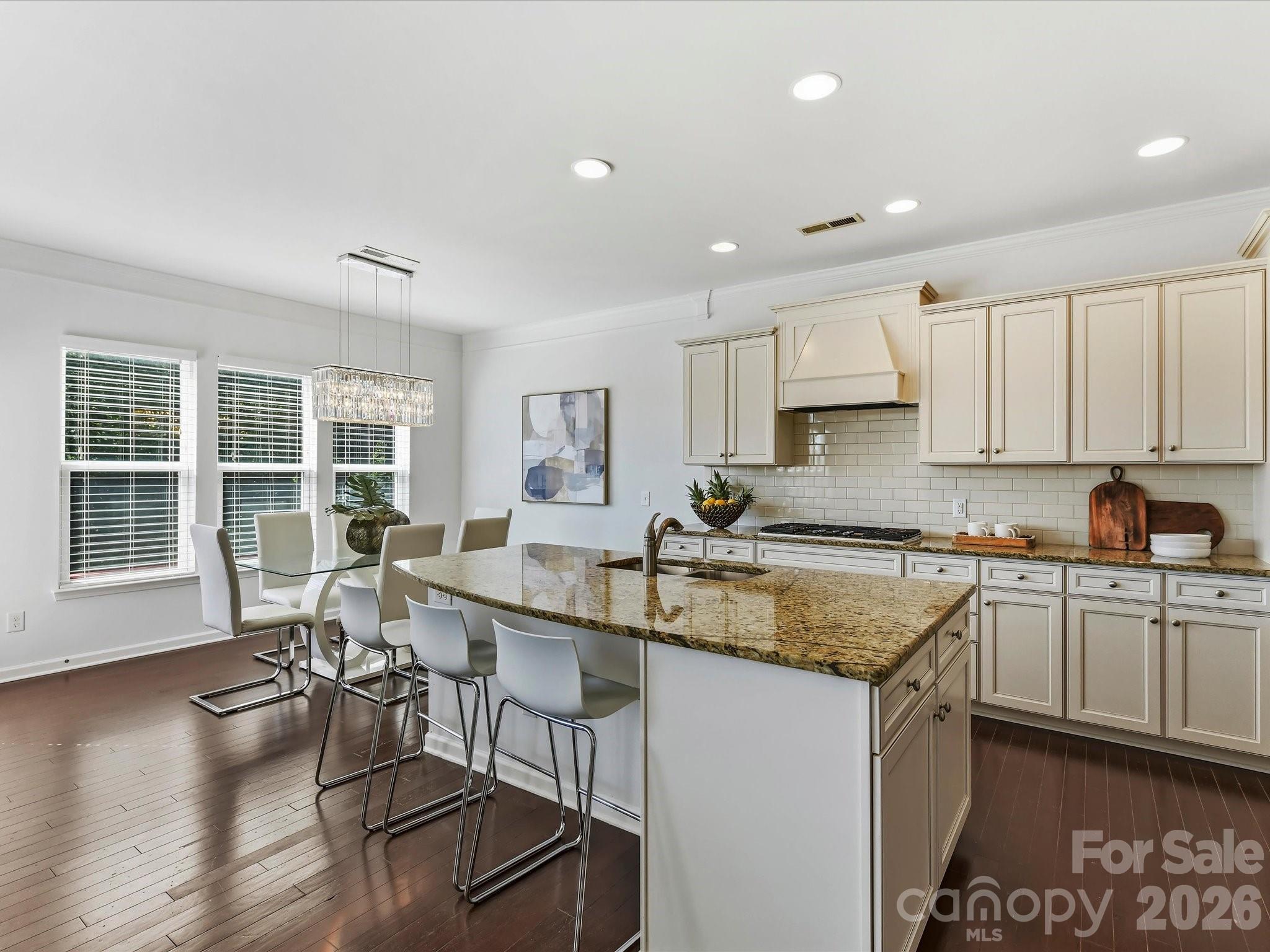 1806 Sunchaser Lane Property Photo 12