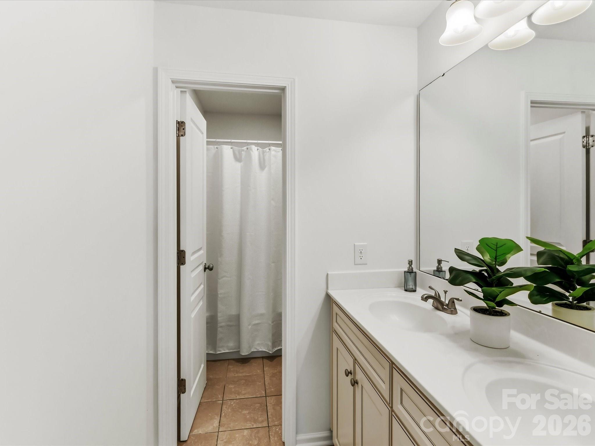 1806 Sunchaser Lane Property Photo 28