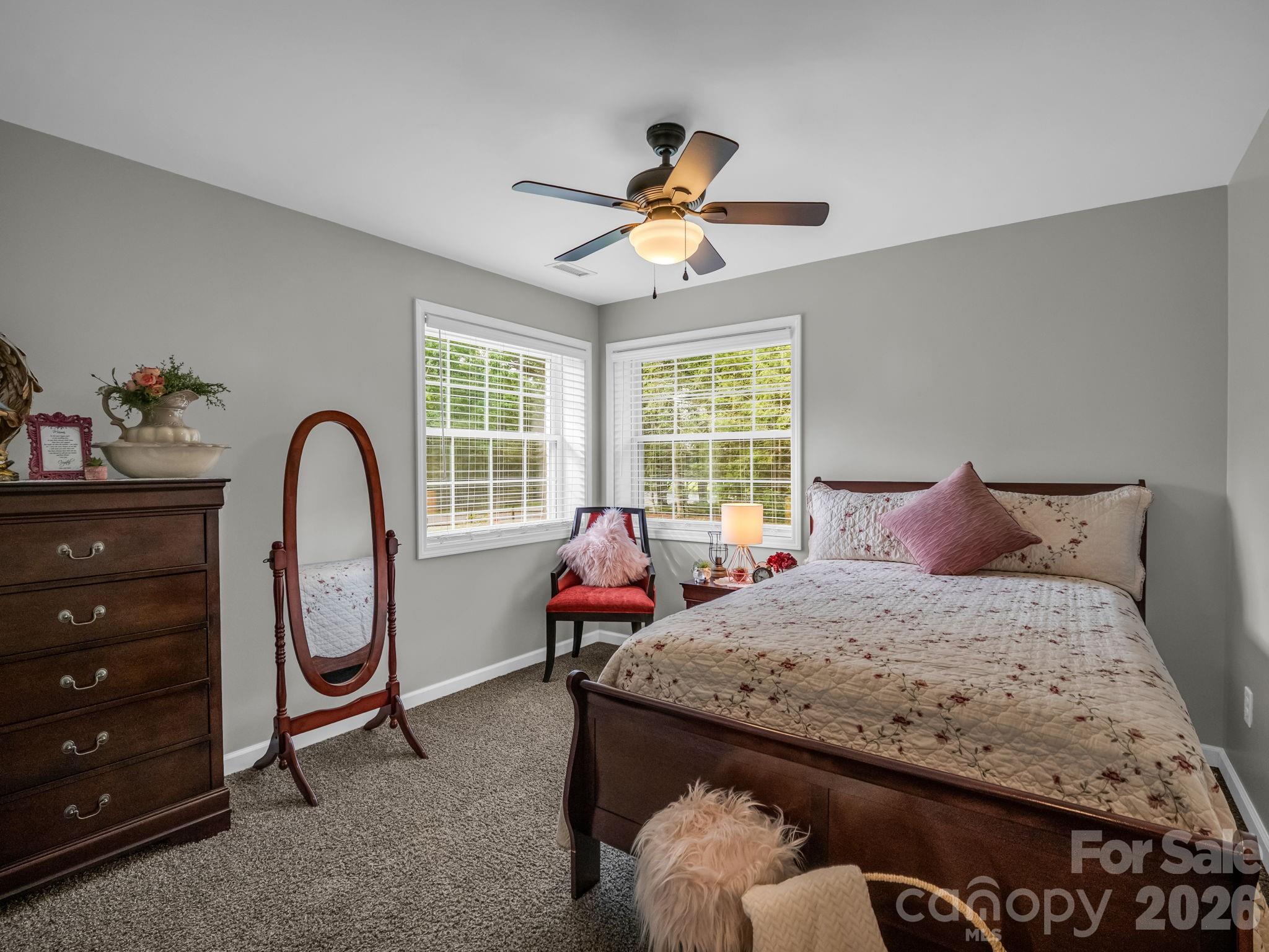 629 Thompson Road Property Photo 16