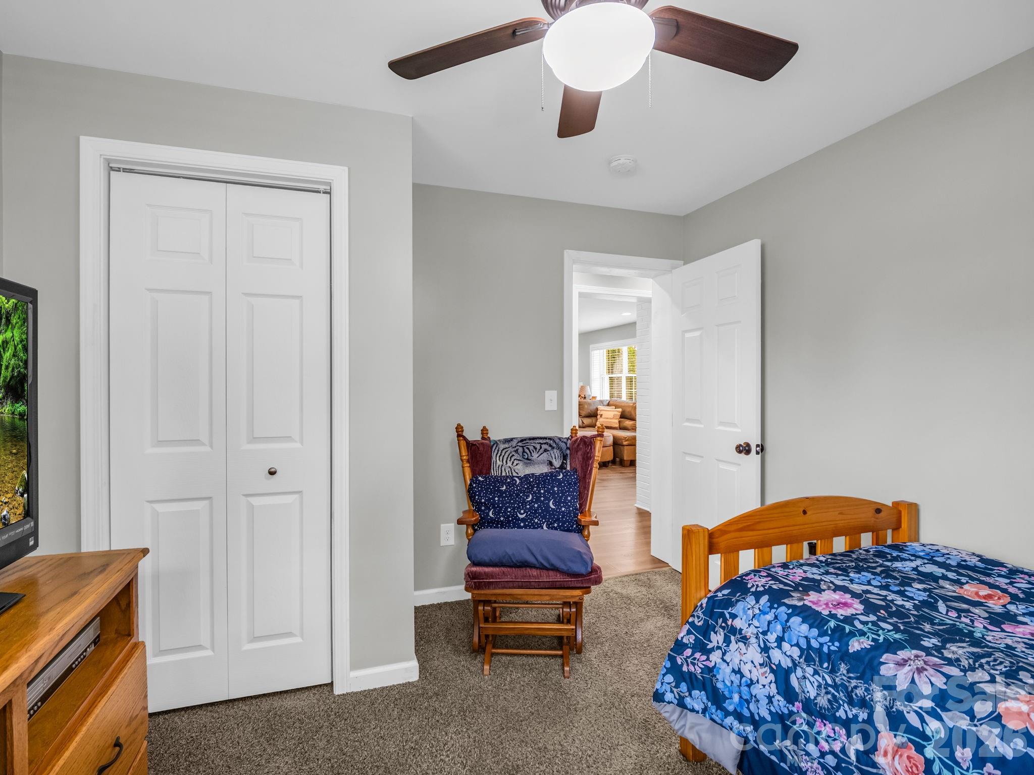 629 Thompson Road Property Photo 21