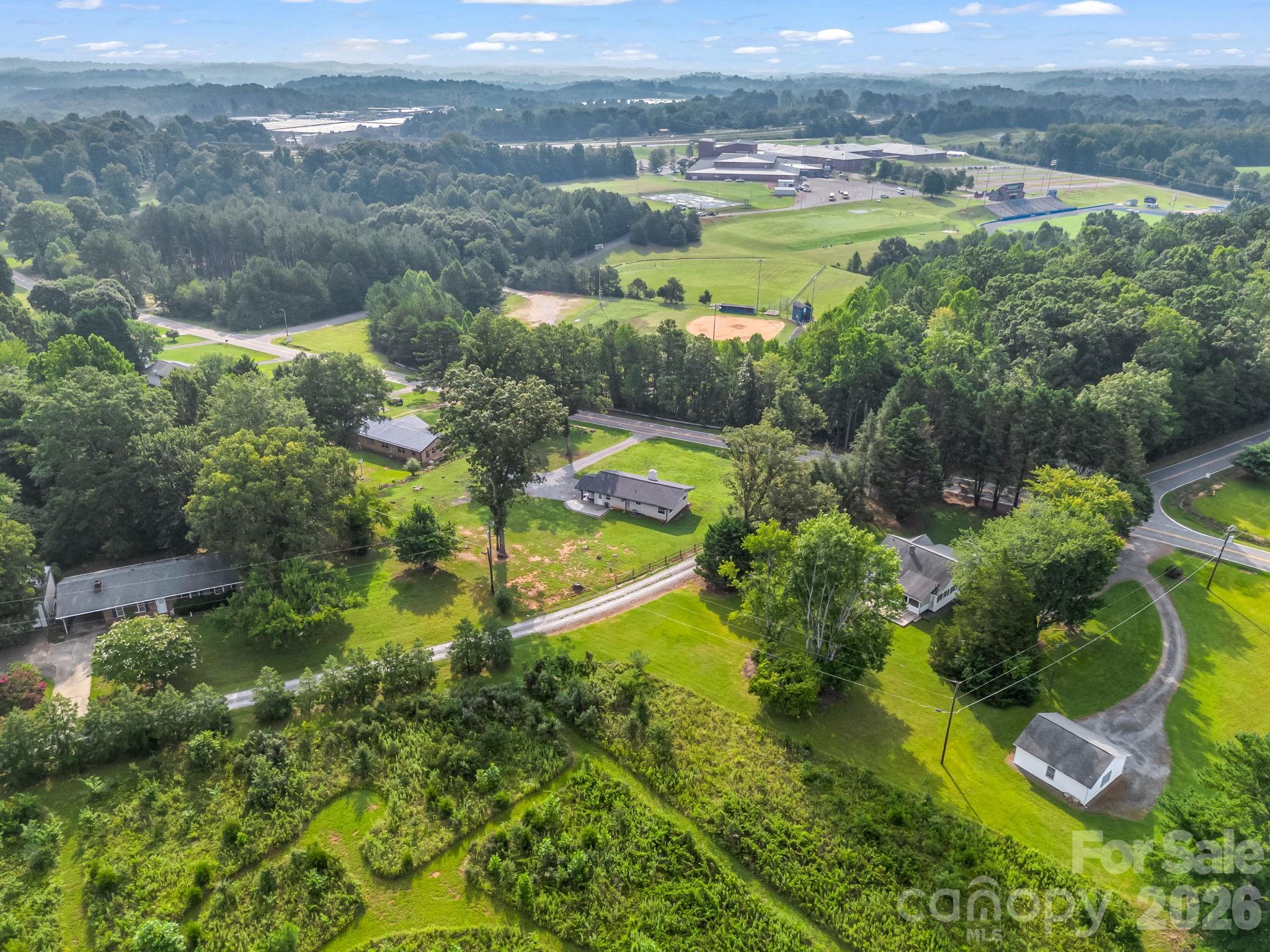 629 Thompson Road Property Photo 24