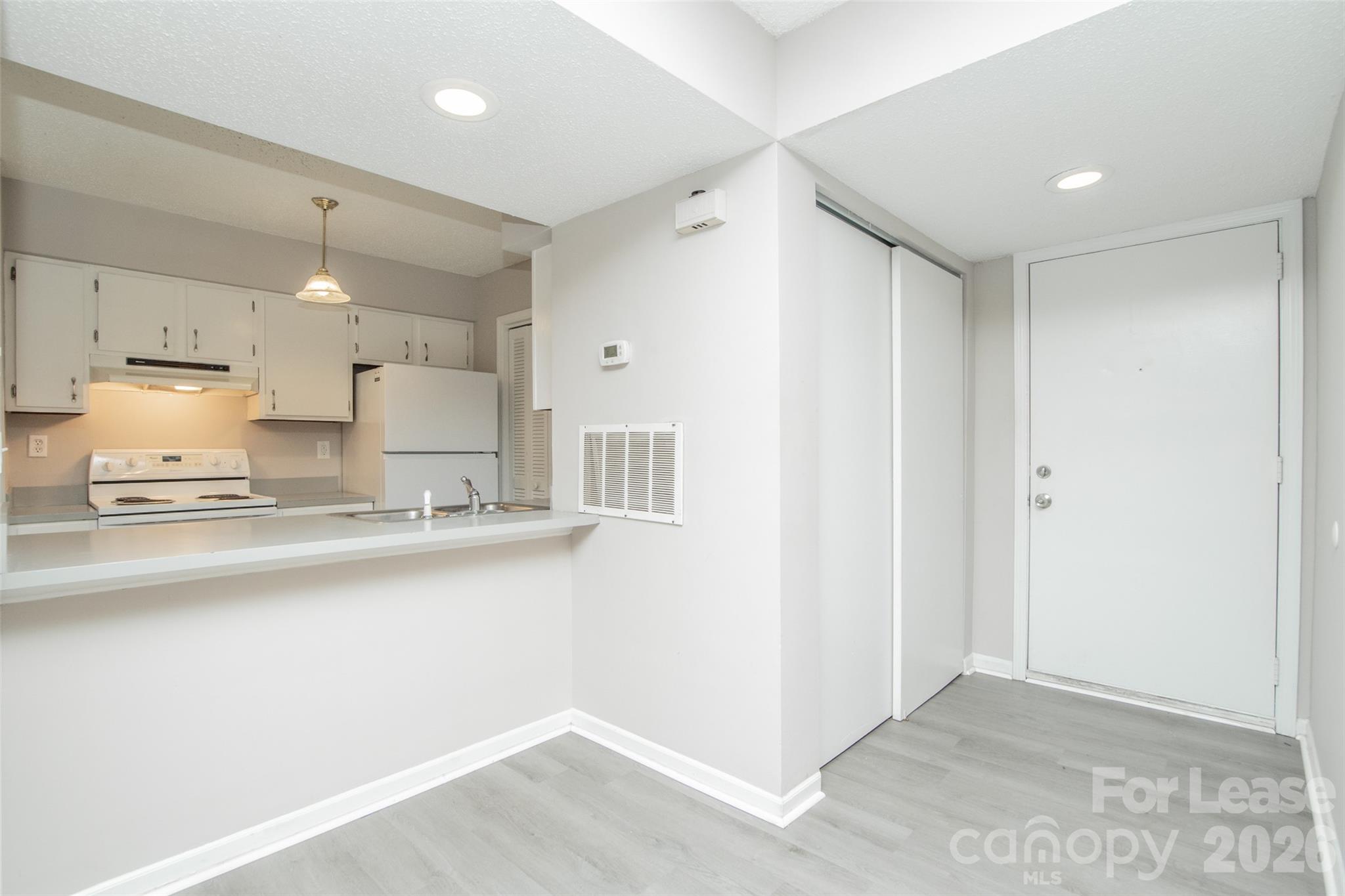11064 Harrowfield Road Property Photo 4