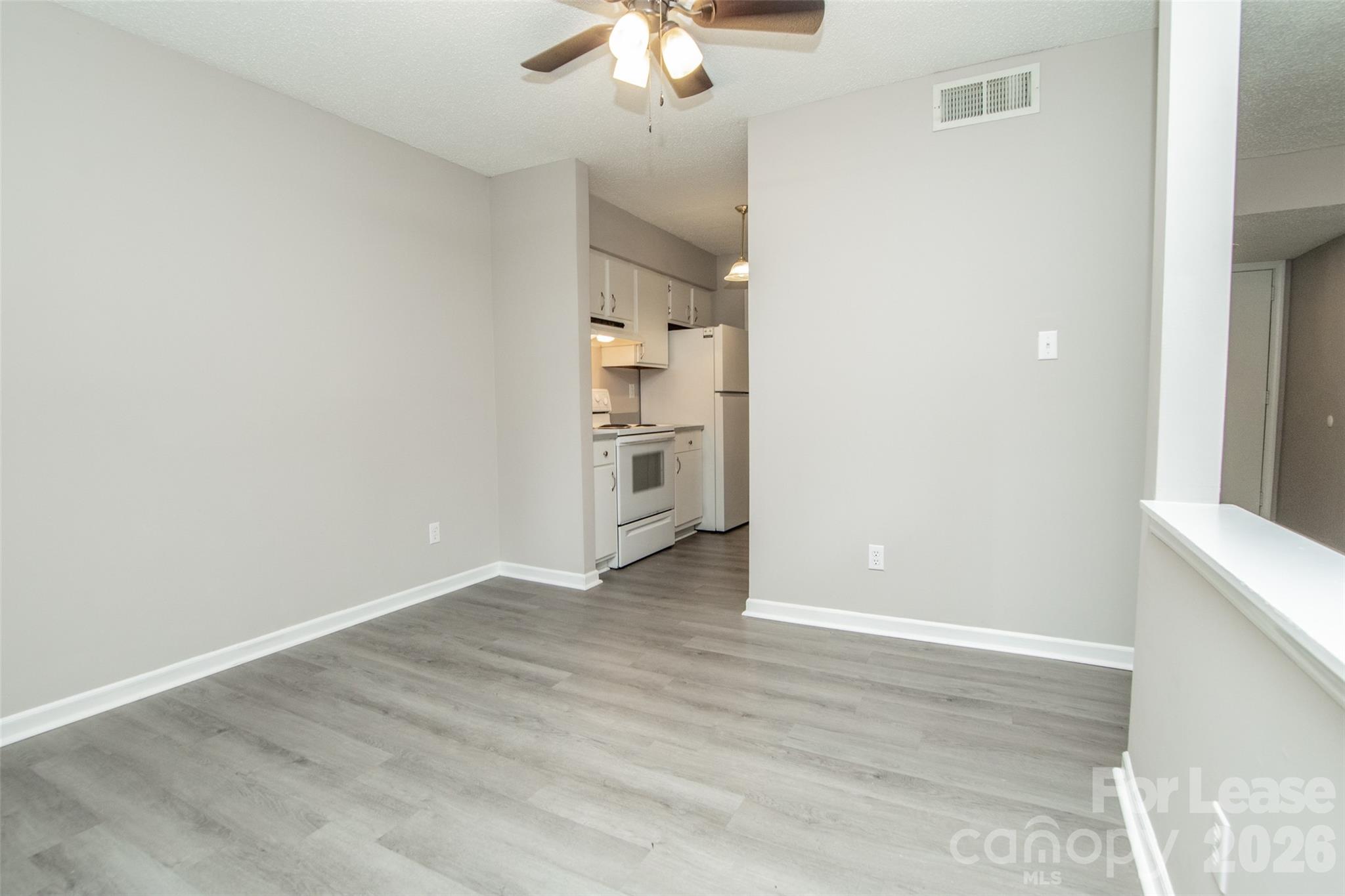 11064 Harrowfield Road Property Photo 9