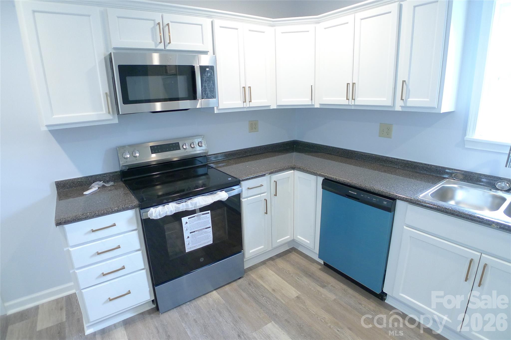 221 Duke Street Property Photo 19