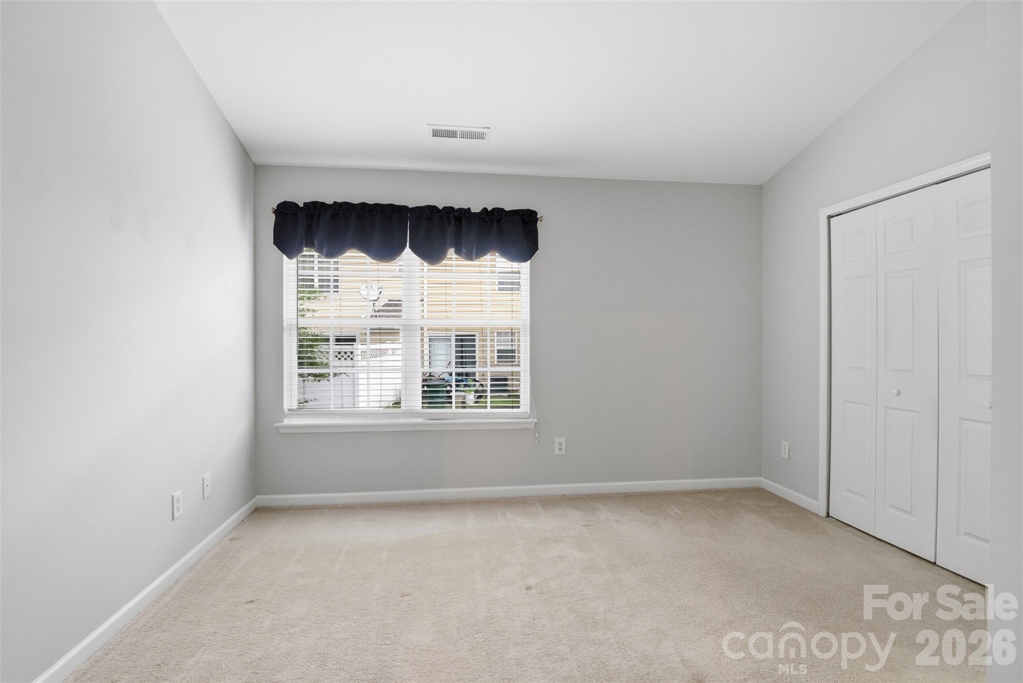 774 Rock Lake Glen Property Photo 17