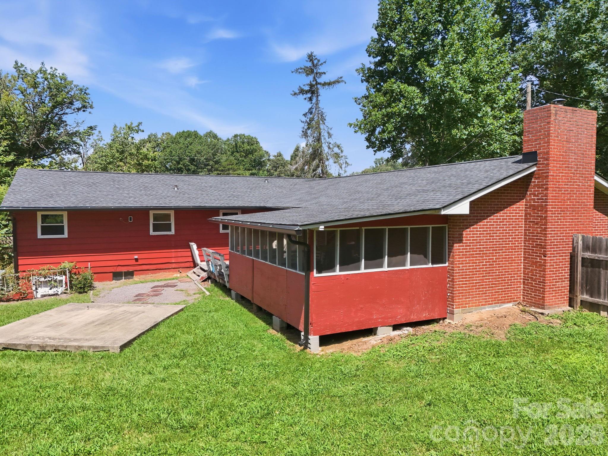 376 School Road Property Photo 10