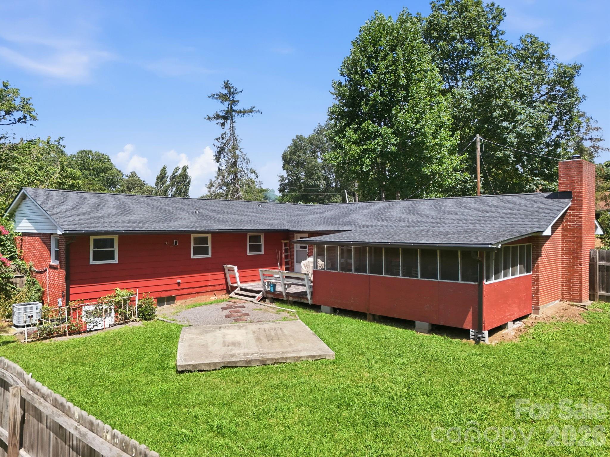 376 School Road Property Photo 11