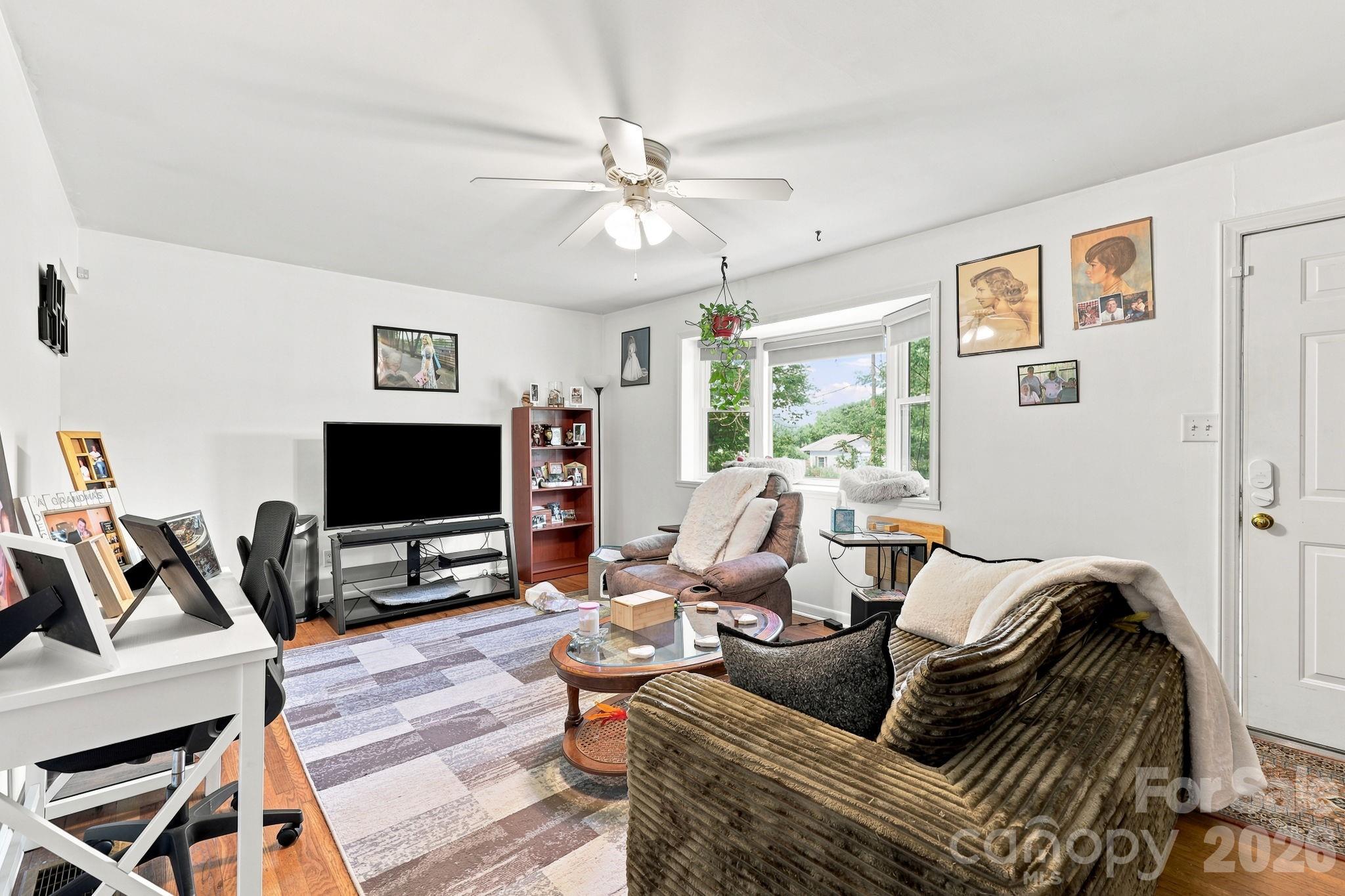 376 School Road Property Photo 12