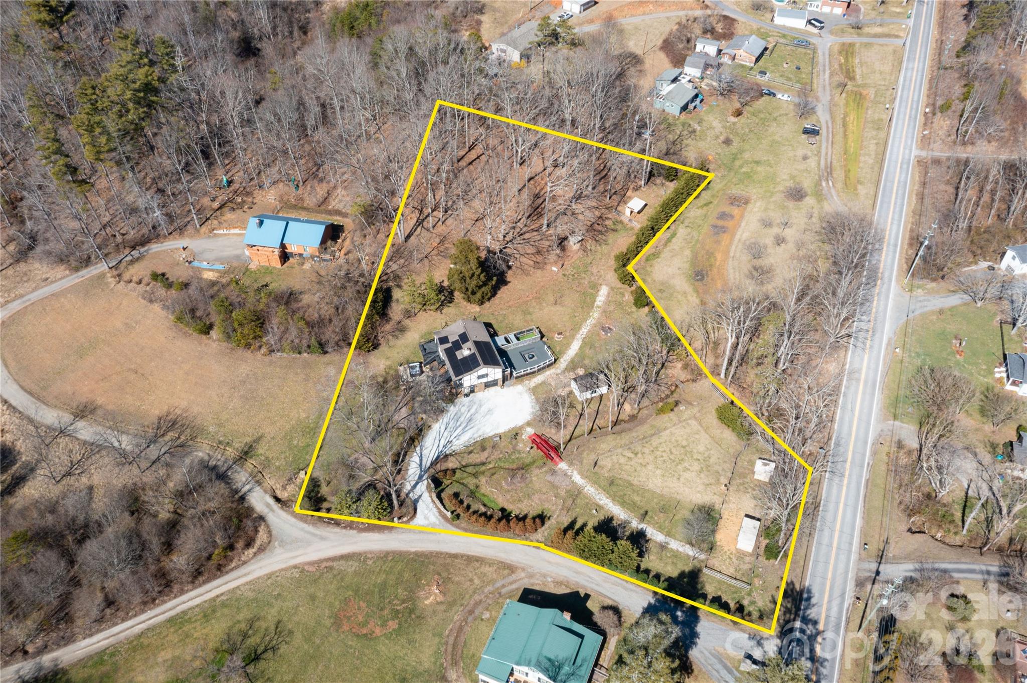 5 Northlake Drive Property Photo 10
