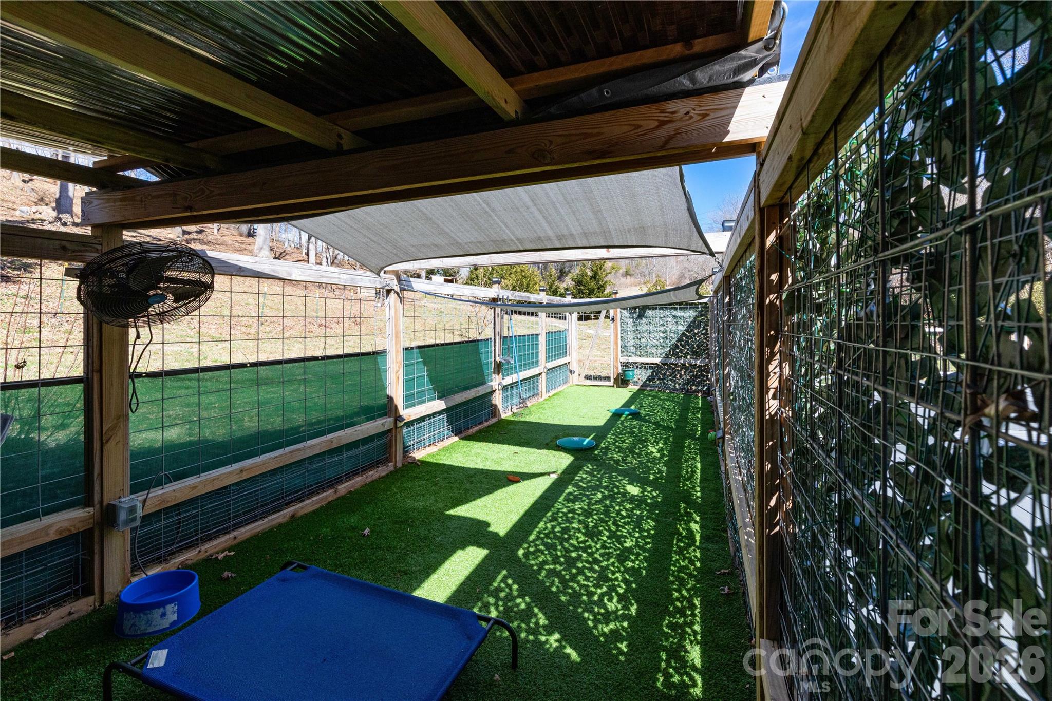 5 Northlake Drive Property Photo 13