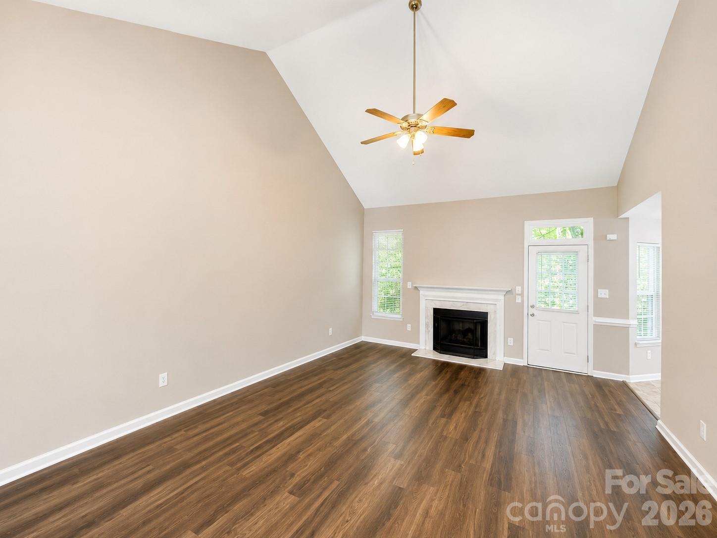 6417 Spanish Moss Lane Property Photo 3