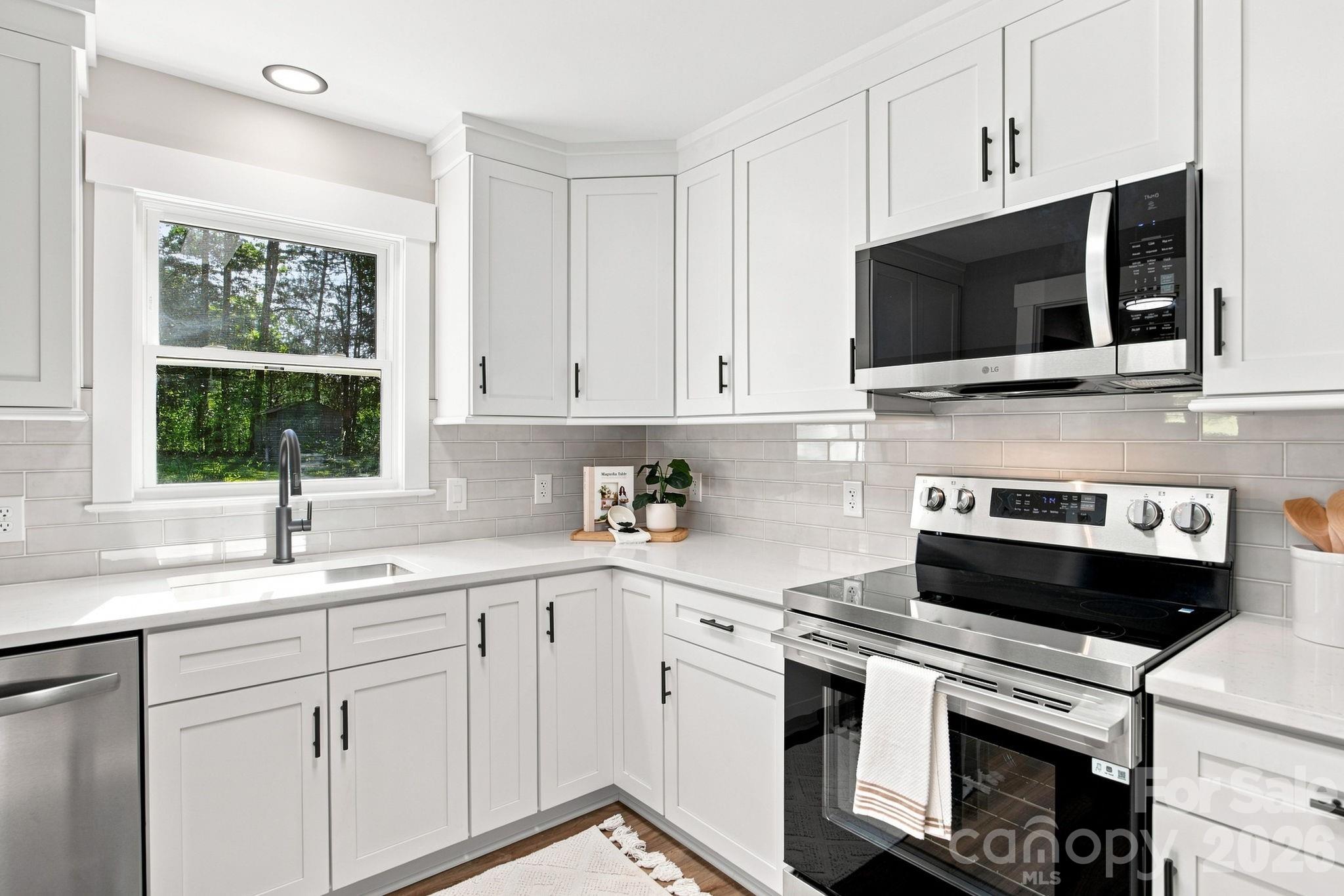3533 Amity Hill Road Property Photo 8
