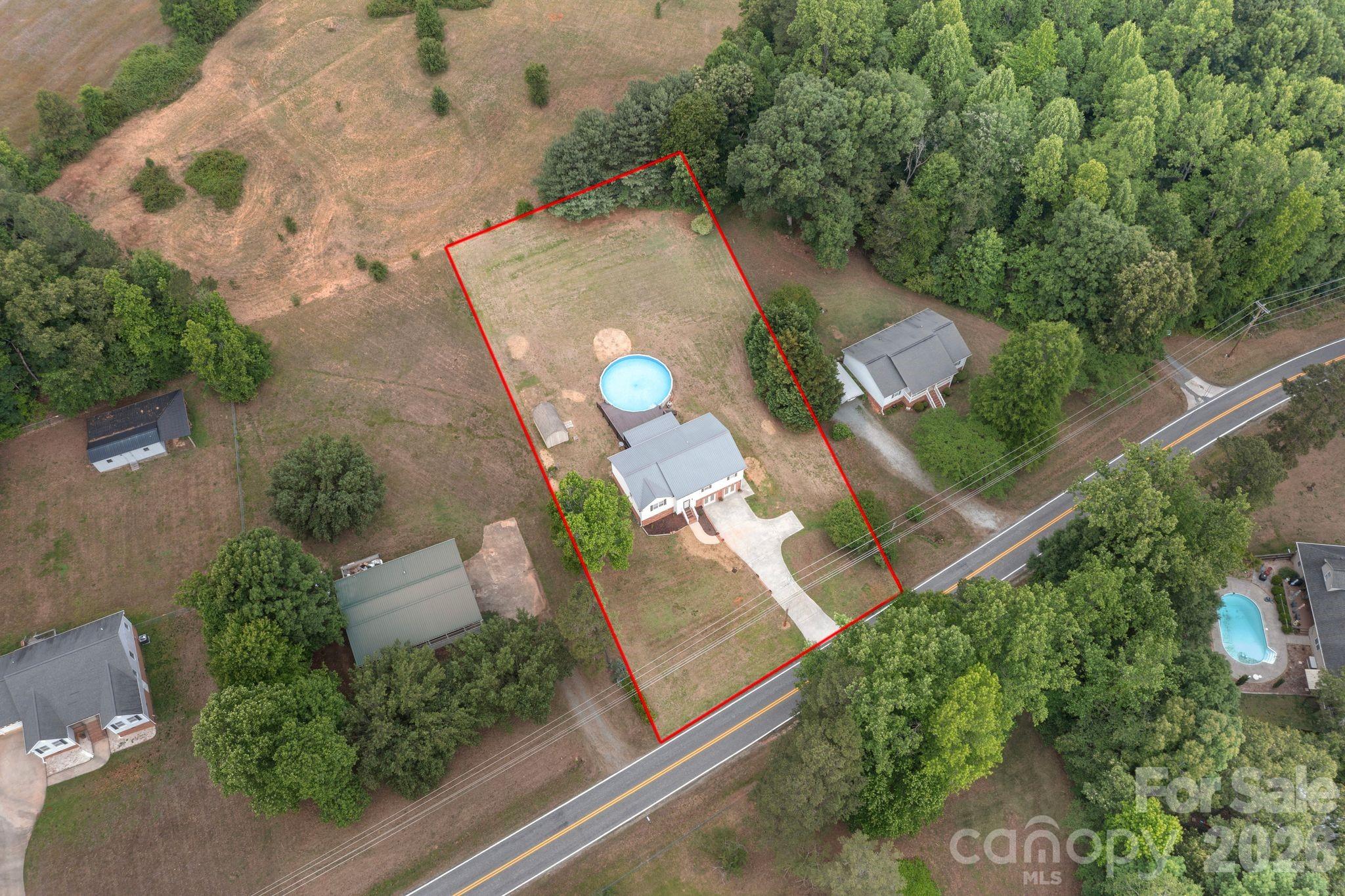 1833 Helmstetler Road Property Photo 4