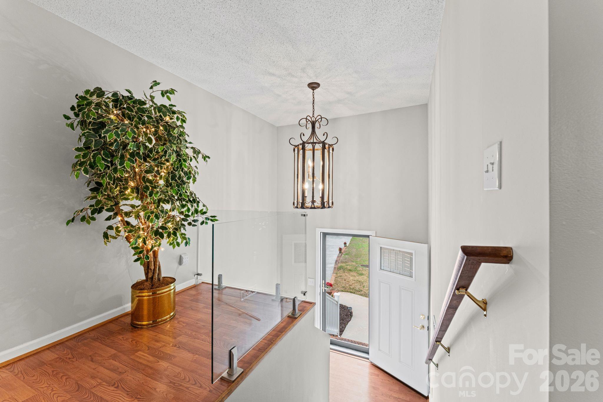 1833 Helmstetler Road Property Photo 9