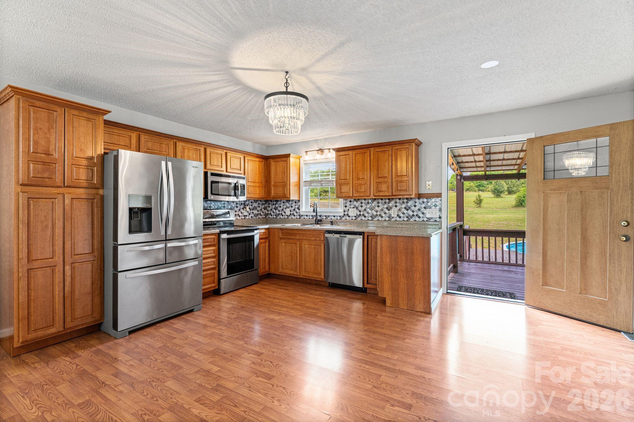 1833 Helmstetler Road Property Photo 11