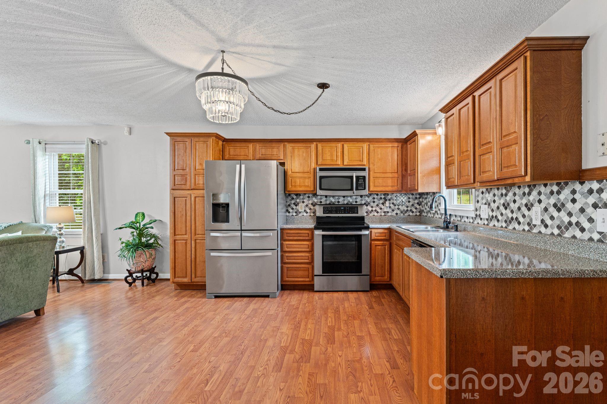 1833 Helmstetler Road Property Photo 12