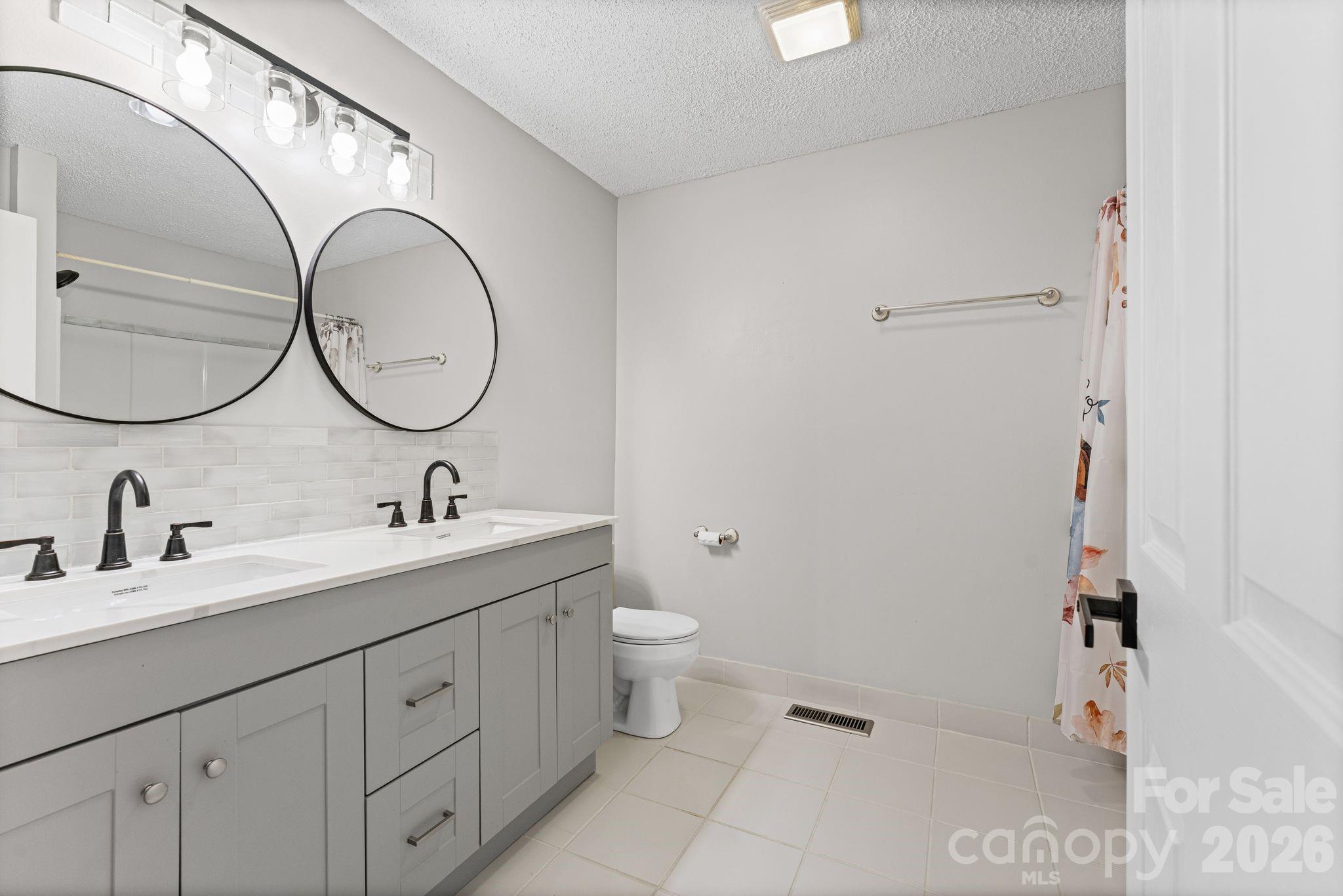 1833 Helmstetler Road Property Photo 16