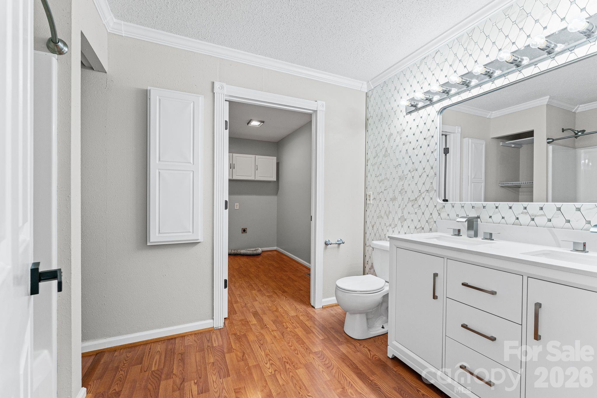 1833 Helmstetler Road Property Photo 29