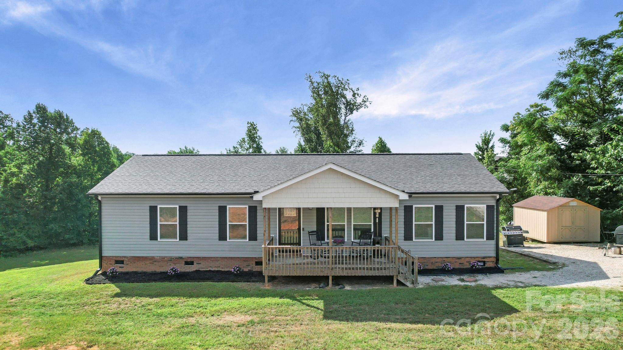 360 Sparkleberry Lane Property Photo 1