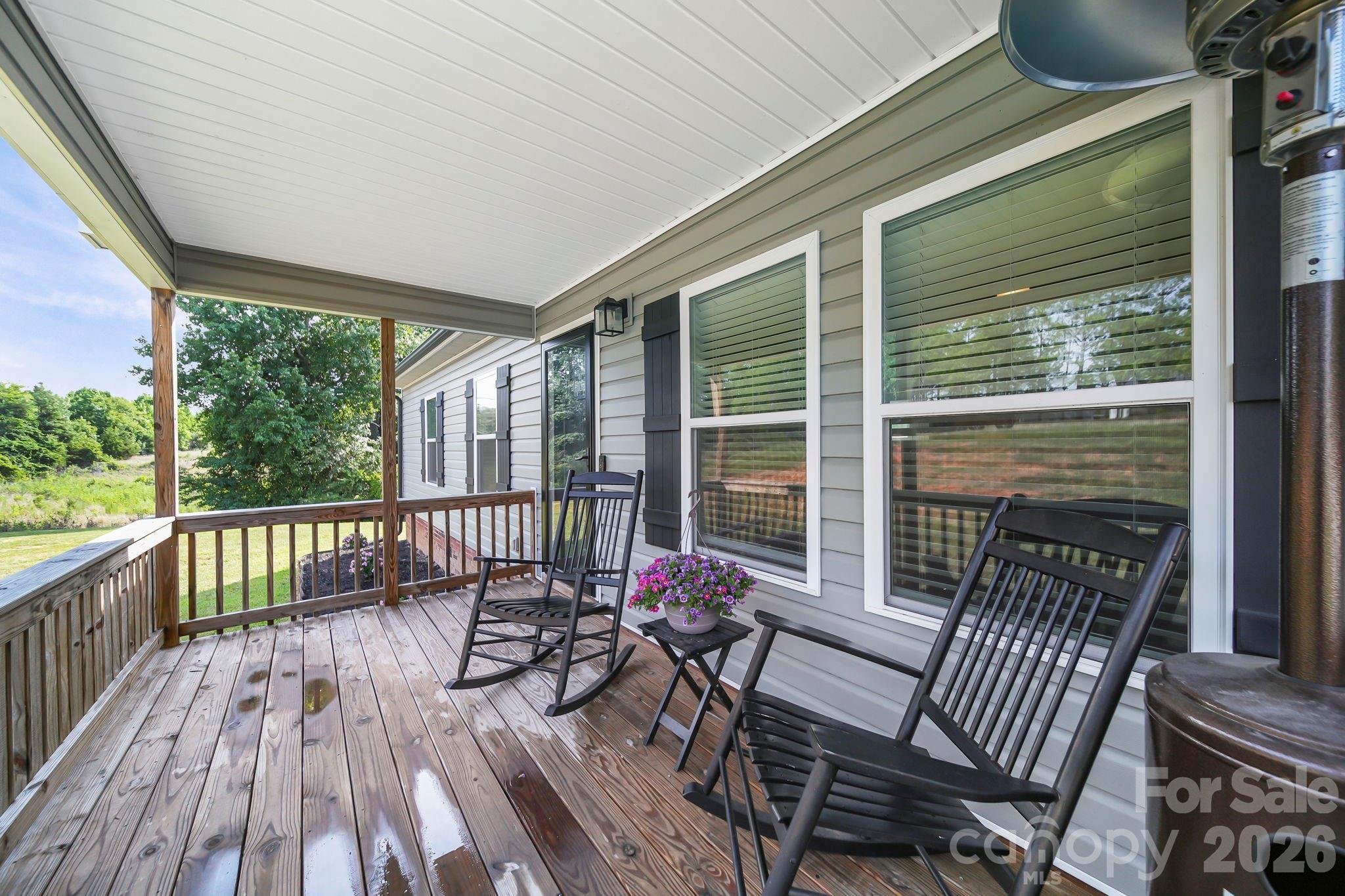 360 Sparkleberry Lane Property Photo 2