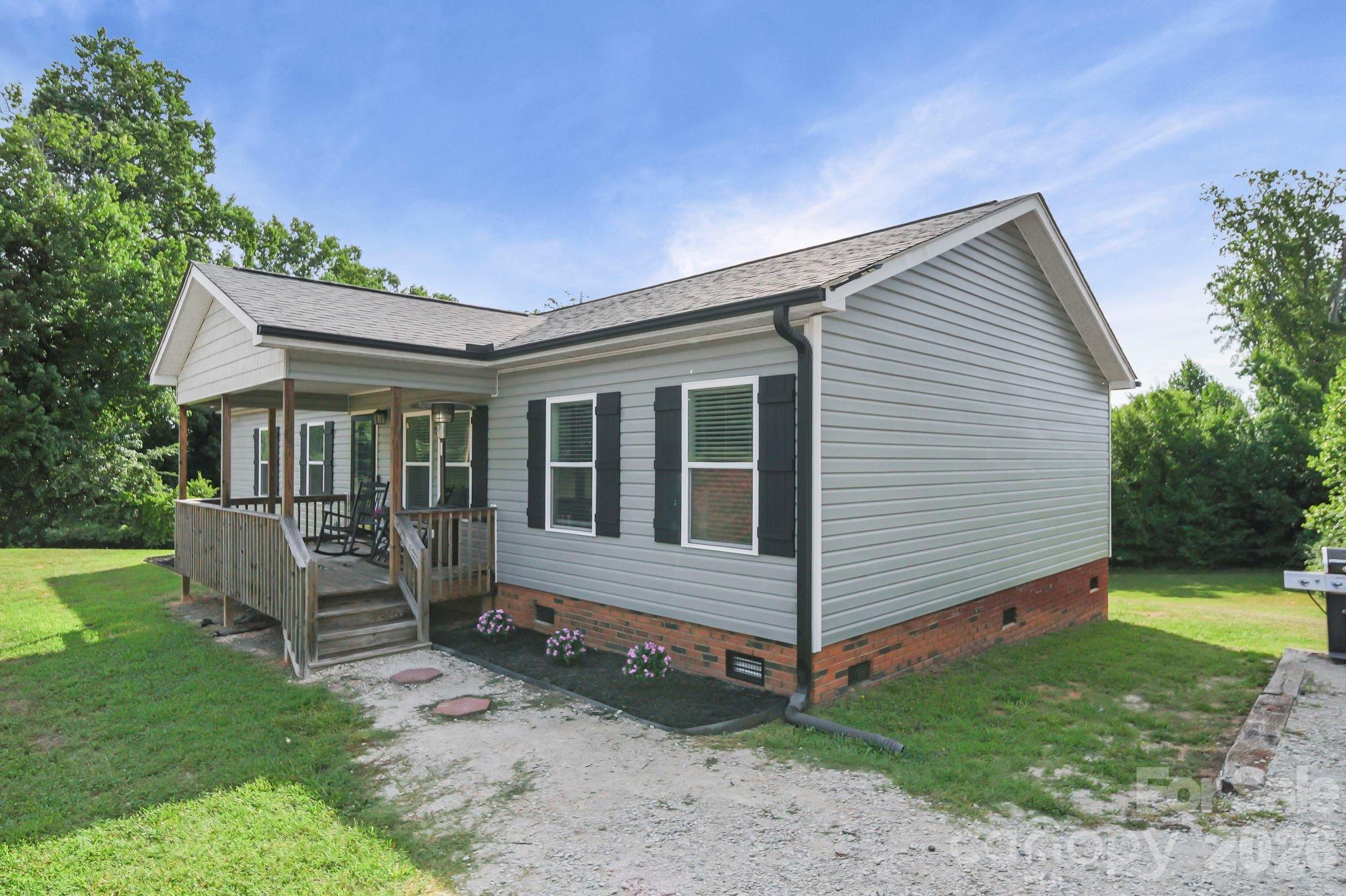 360 Sparkleberry Lane Property Photo 19