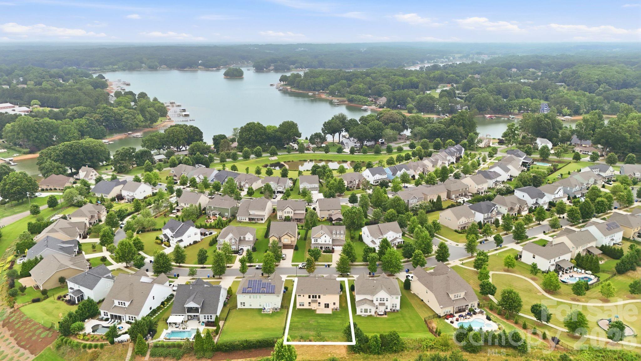 130 Eagles Landing Drive Property Photo 4