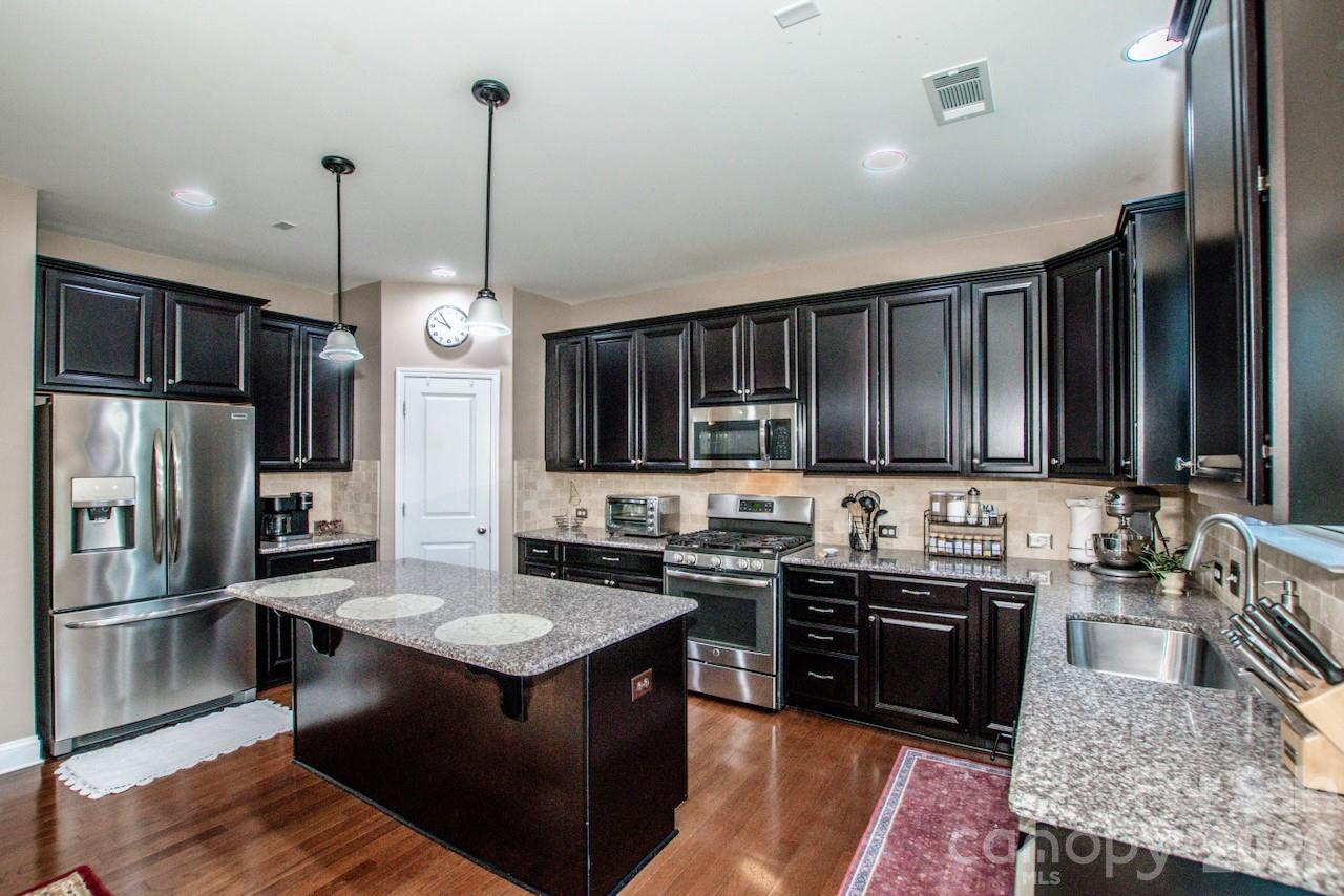 130 Eagles Landing Drive Property Photo 22