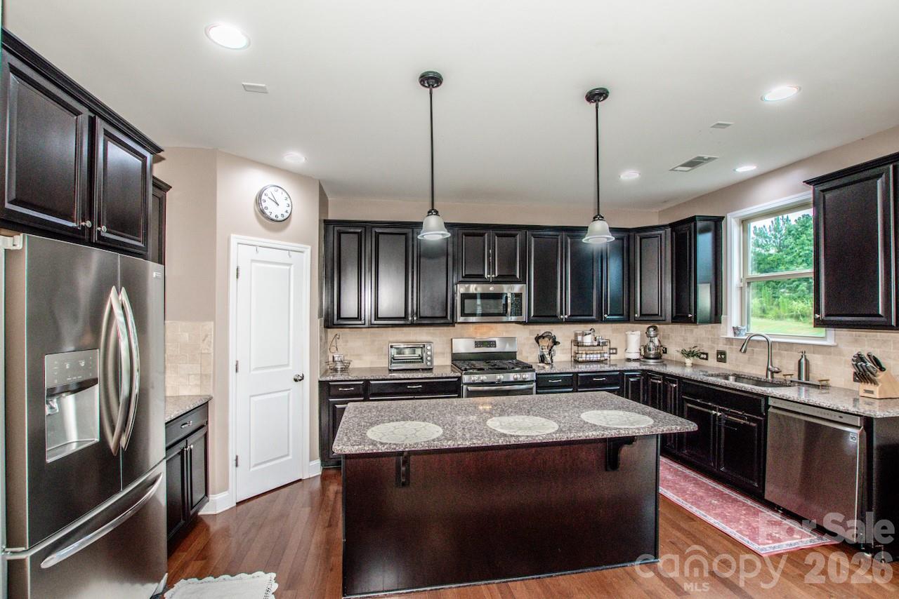 130 Eagles Landing Drive Property Photo 23