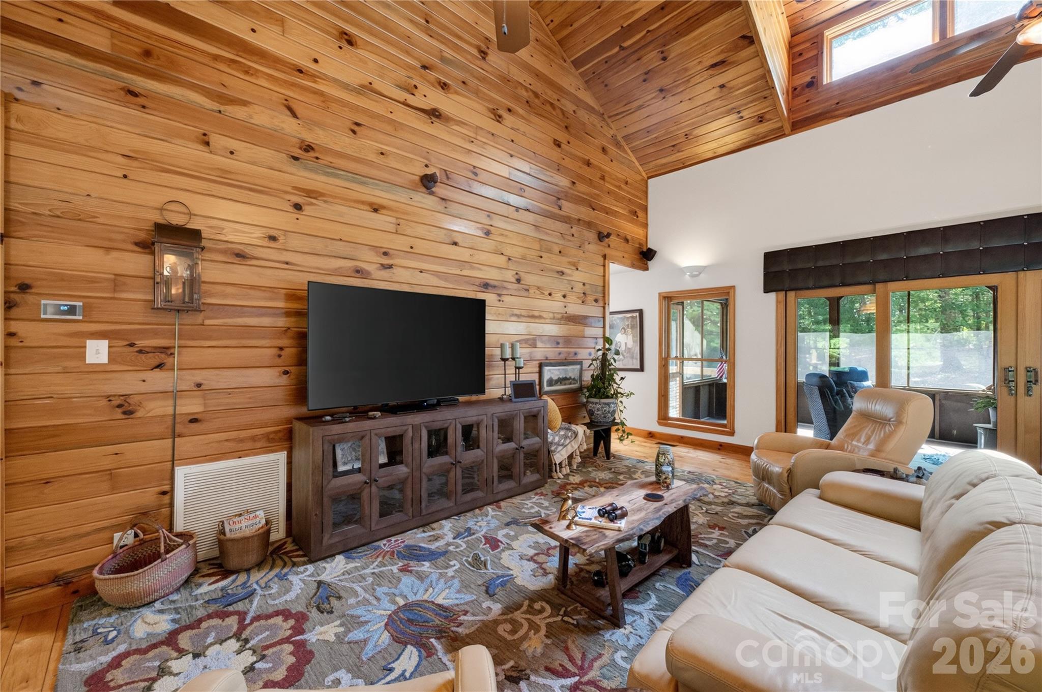 1044 Belvidere Lane Property Photo 15