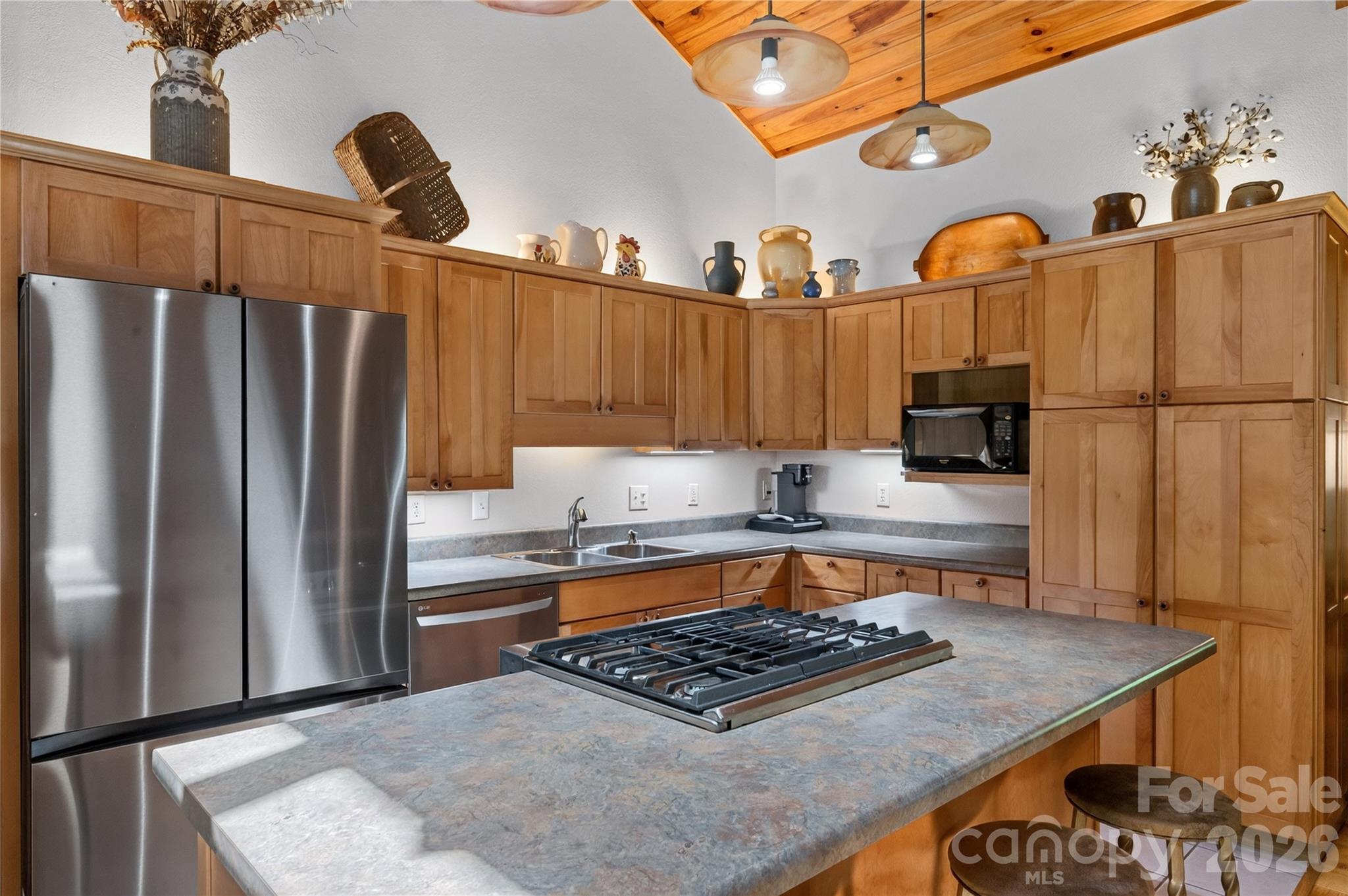 1044 Belvidere Lane Property Photo 17