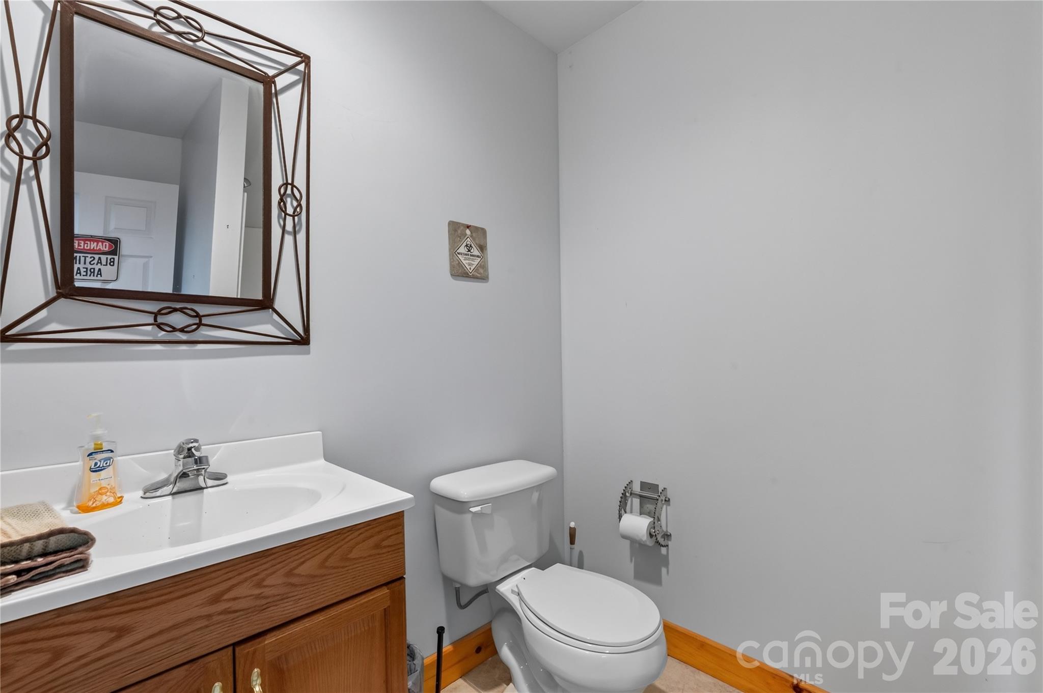 1044 Belvidere Lane Property Photo 38
