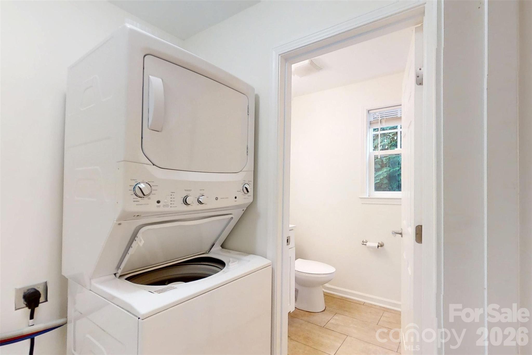 1017 Baldwin Commons Drive Property Photo 11