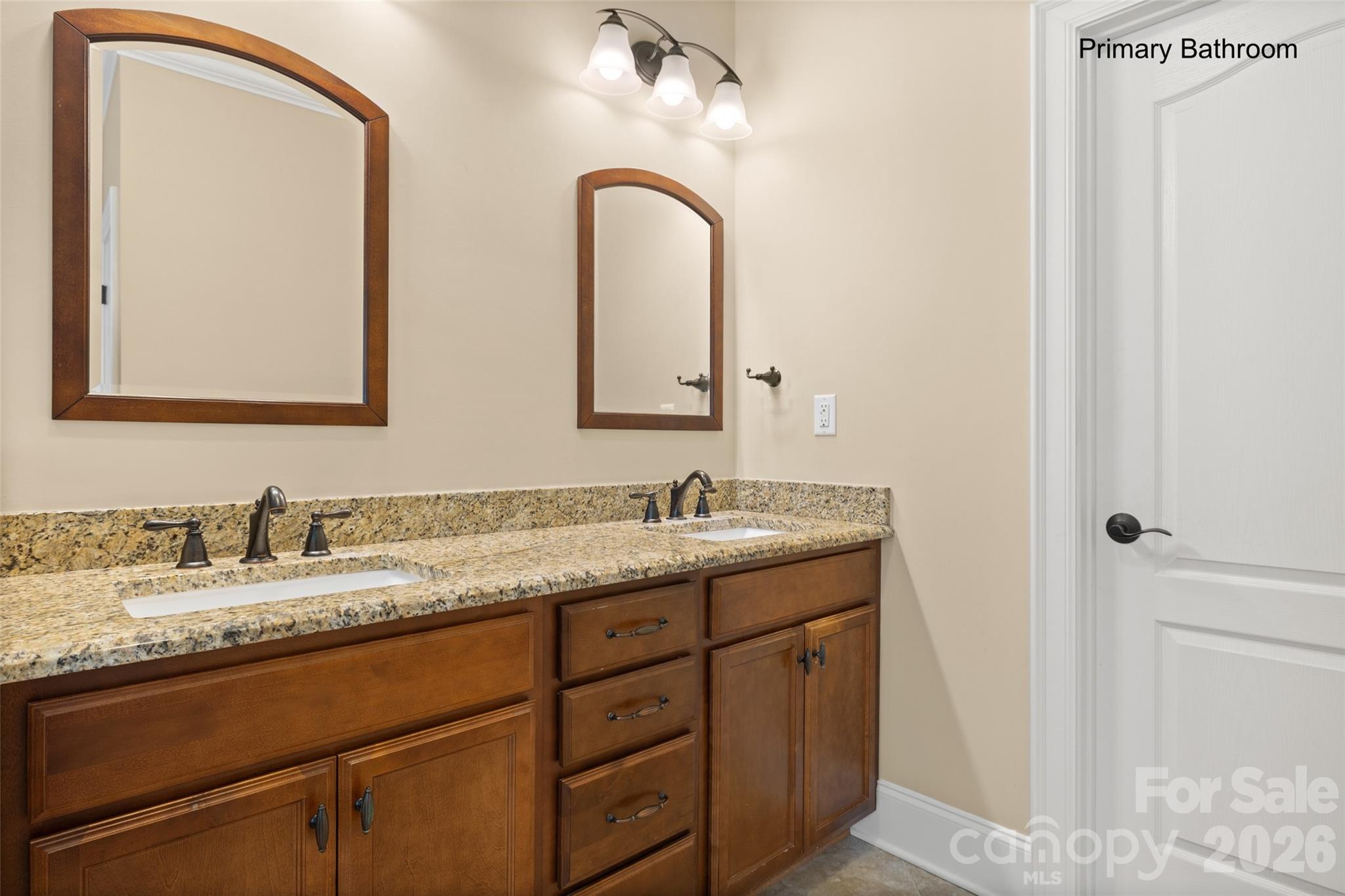 1012 Catawba Shores Drive Property Photo 27