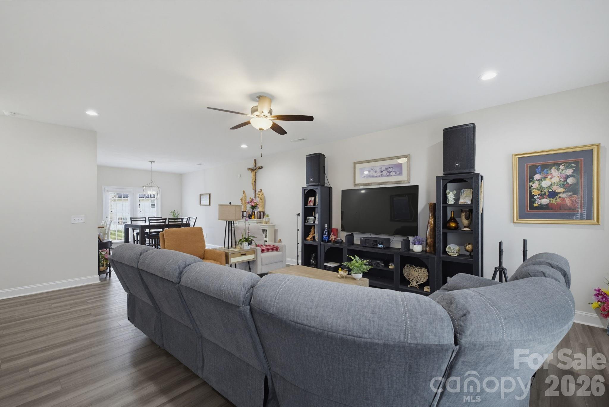668 Palomino Mustang Drive Property Photo 4