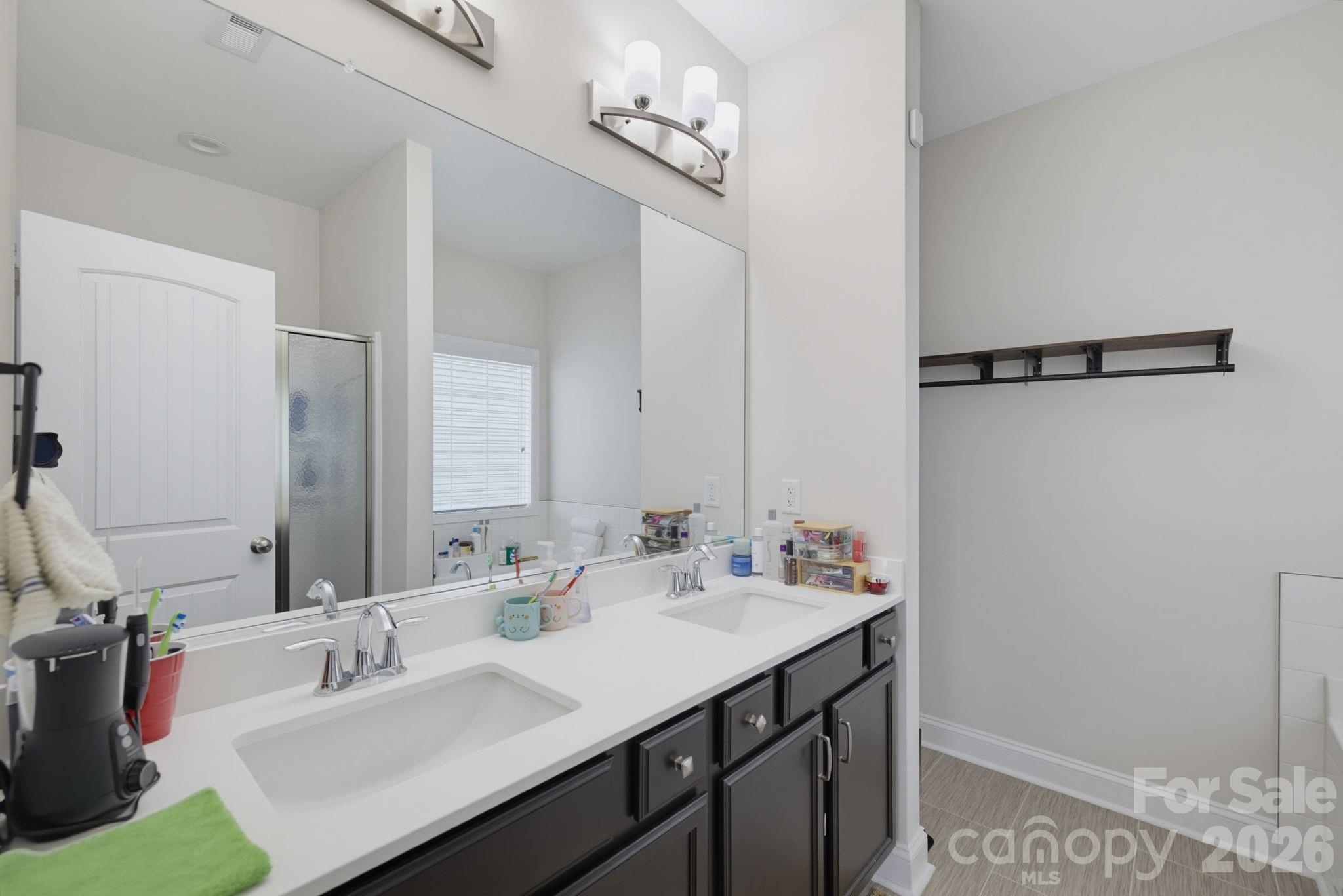 668 Palomino Mustang Drive Property Photo 16