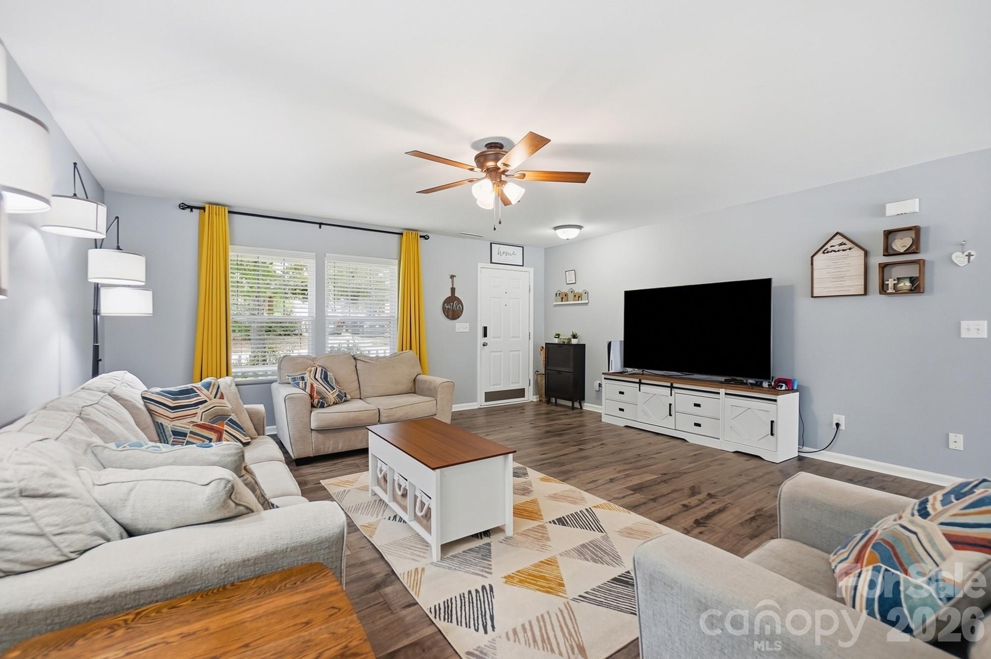 513 Sansberry Drive Property Photo 2