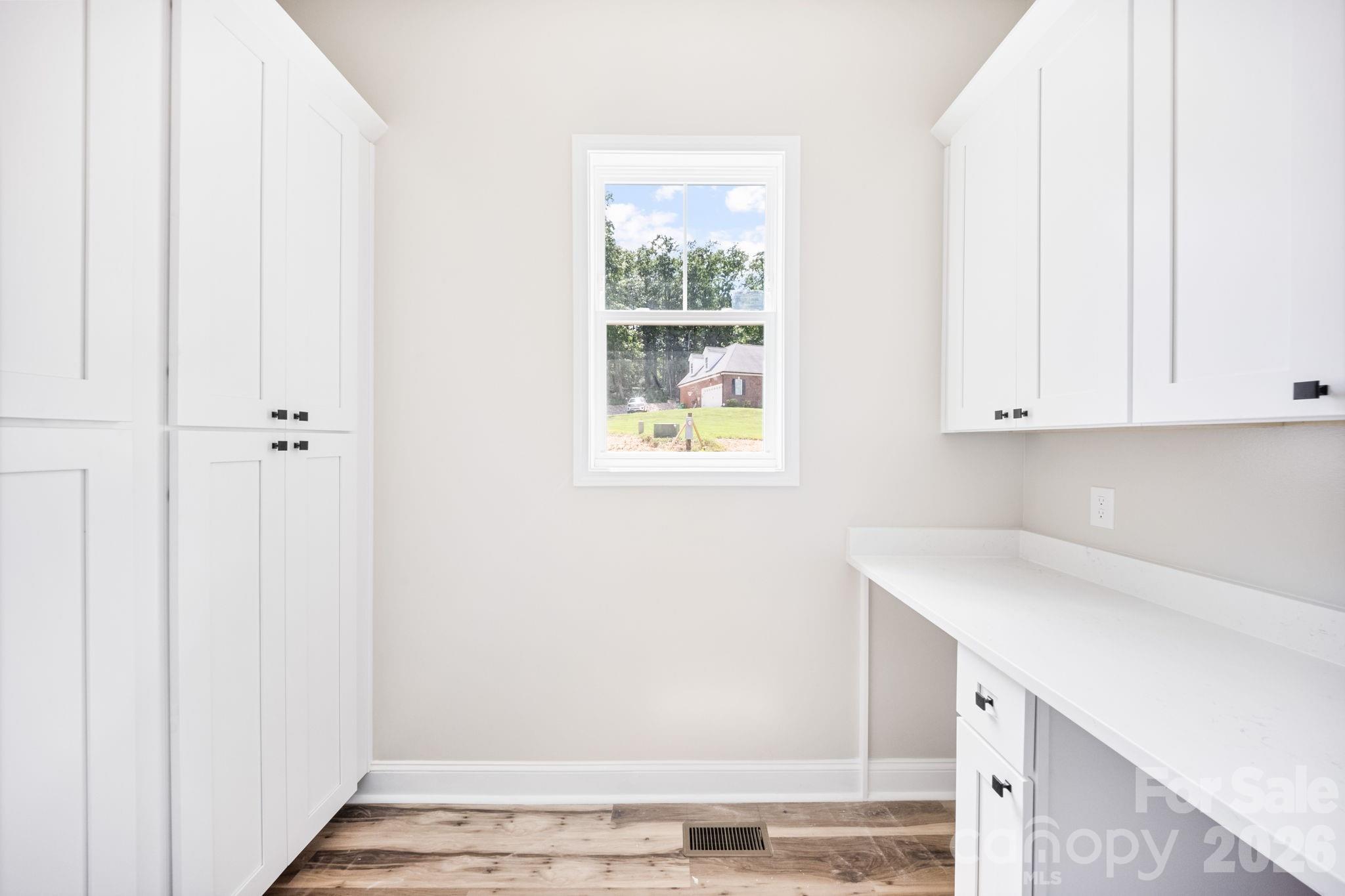 140 Ridgeline Drive Property Photo 12