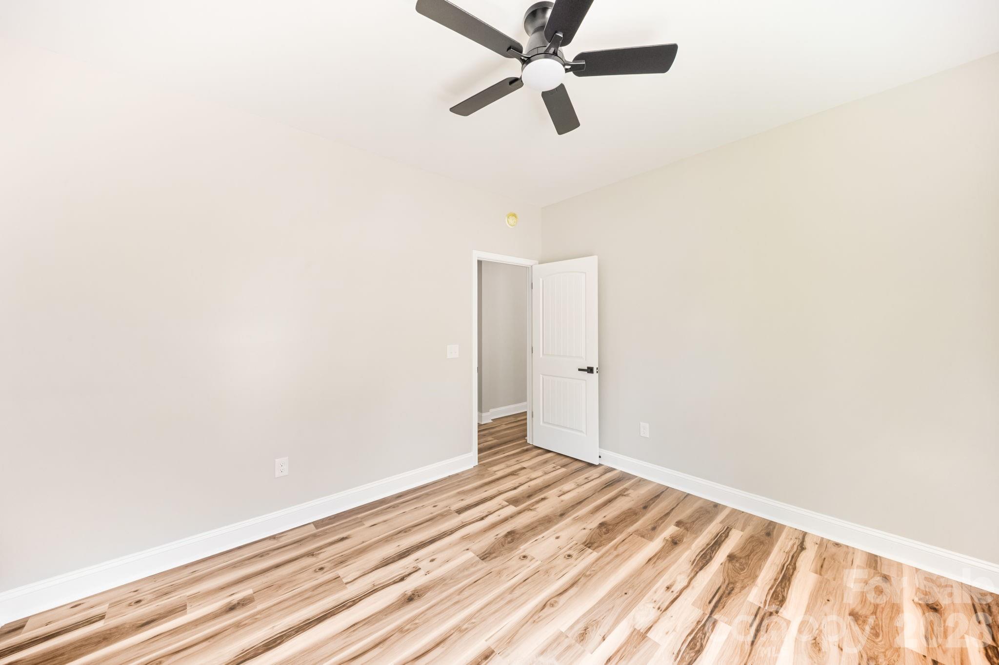140 Ridgeline Drive Property Photo 27