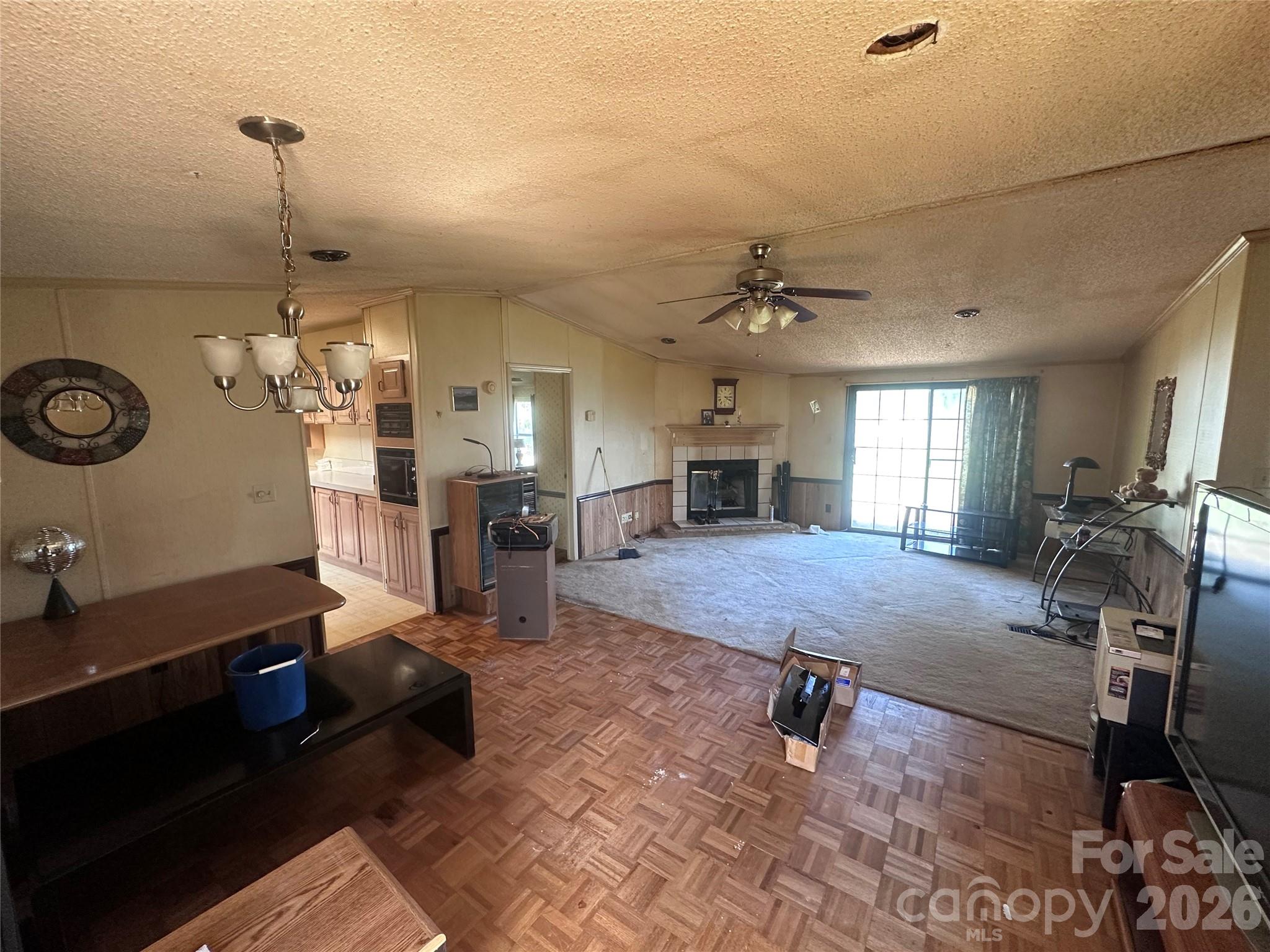 7509 Shady Oaks Road Property Photo 2