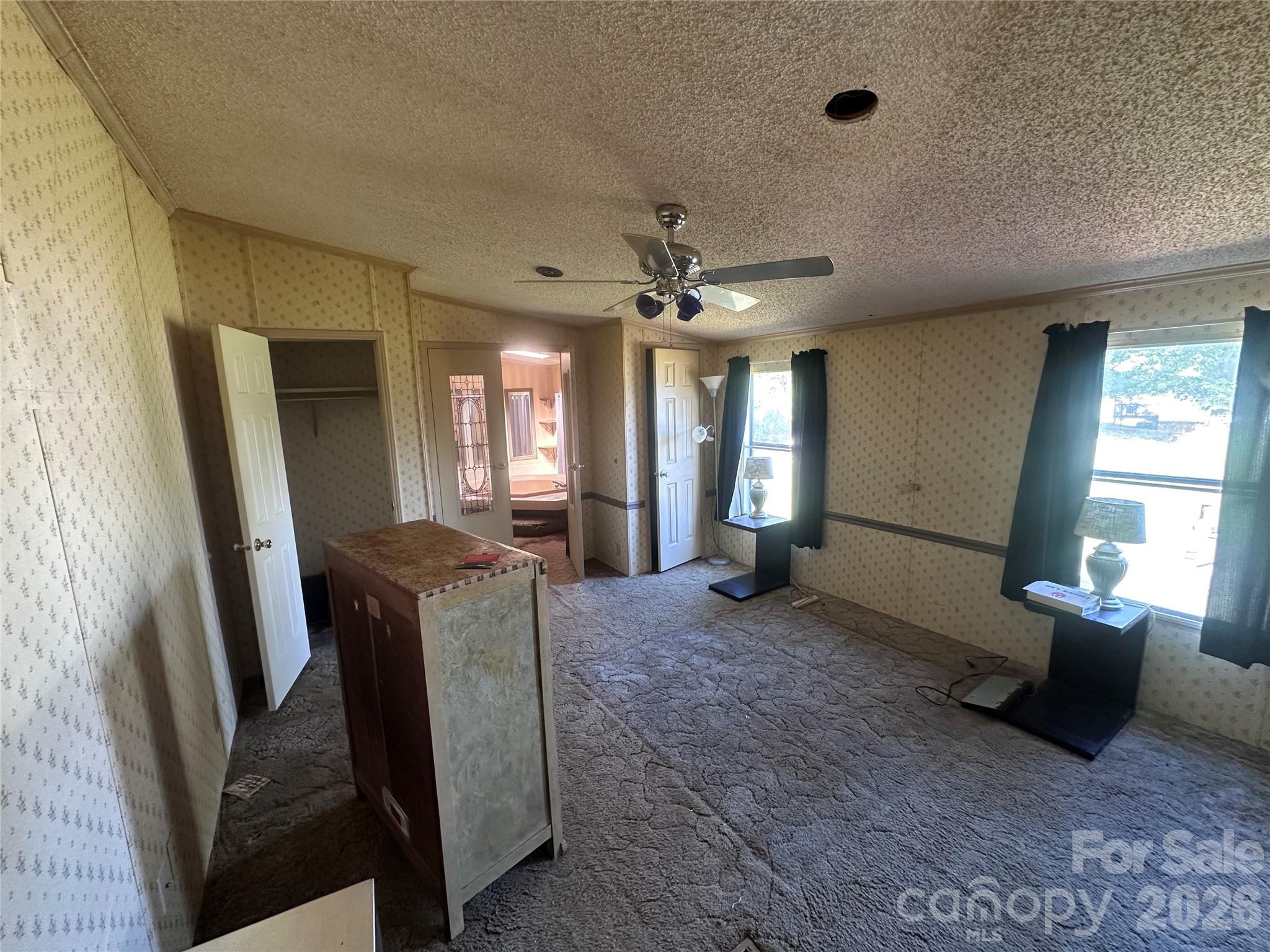 7509 Shady Oaks Road Property Photo 3