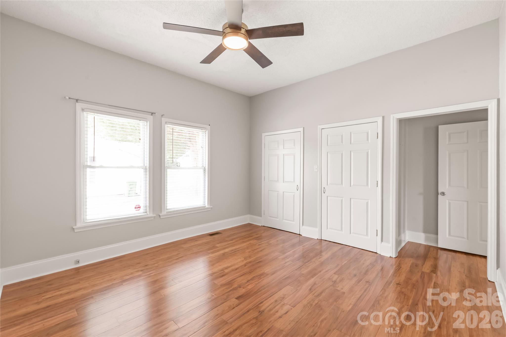 200 Park Avenue Property Photo 4