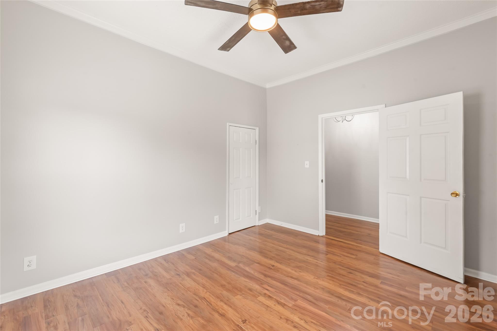 200 Park Avenue Property Photo 11